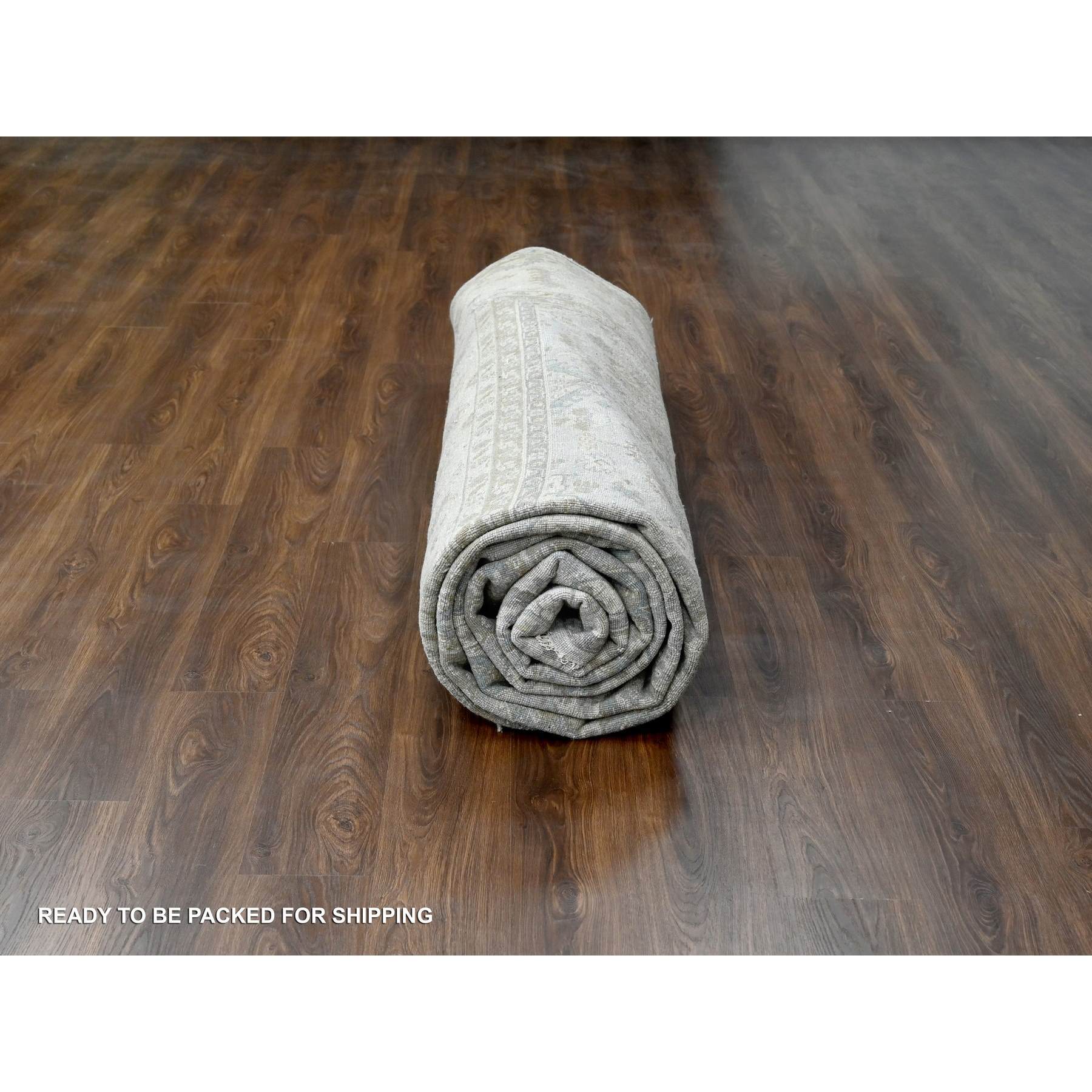 Heriz-Hand-Knotted-Rug-422295