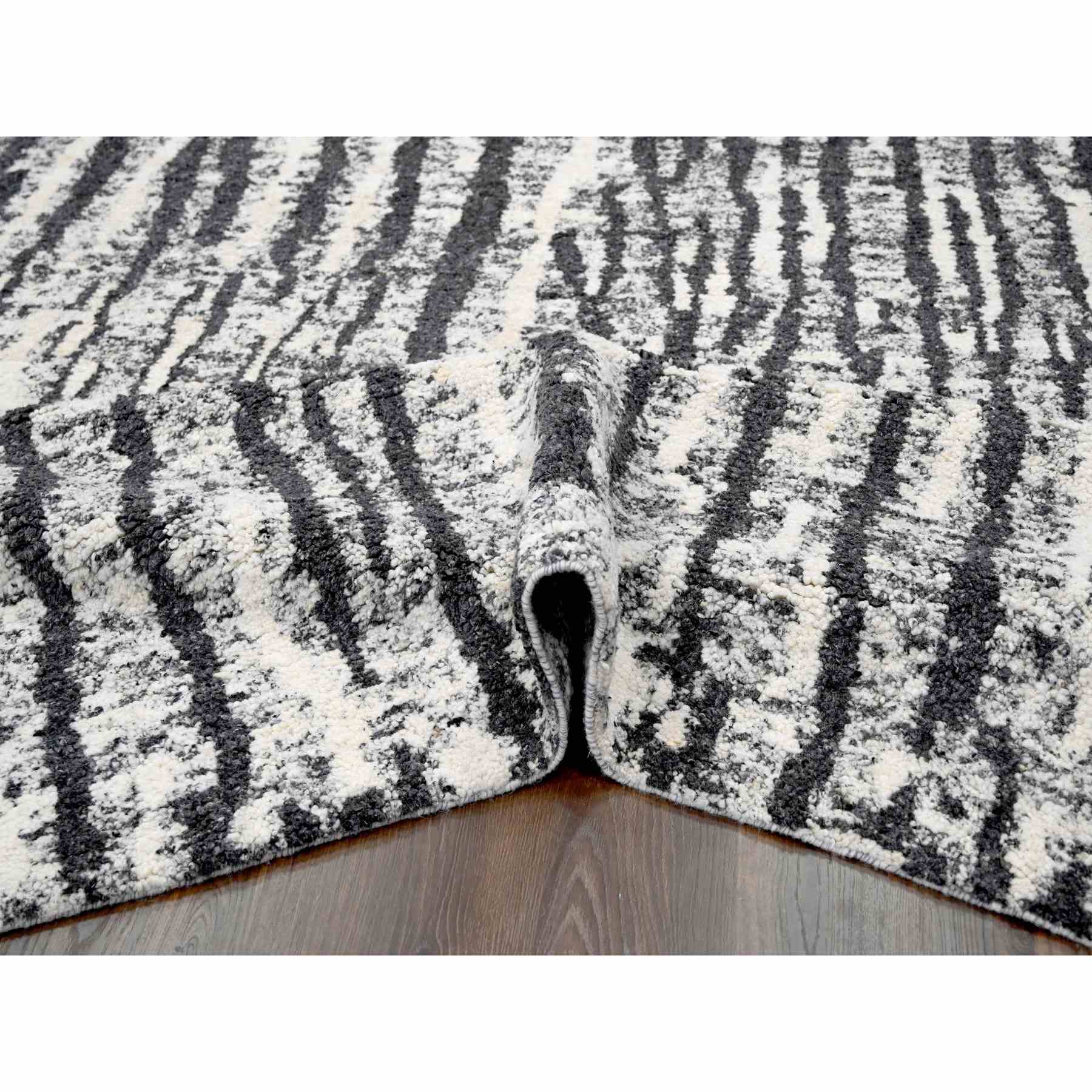 Modern-and-Contemporary-Hand-Knotted-Rug-420900