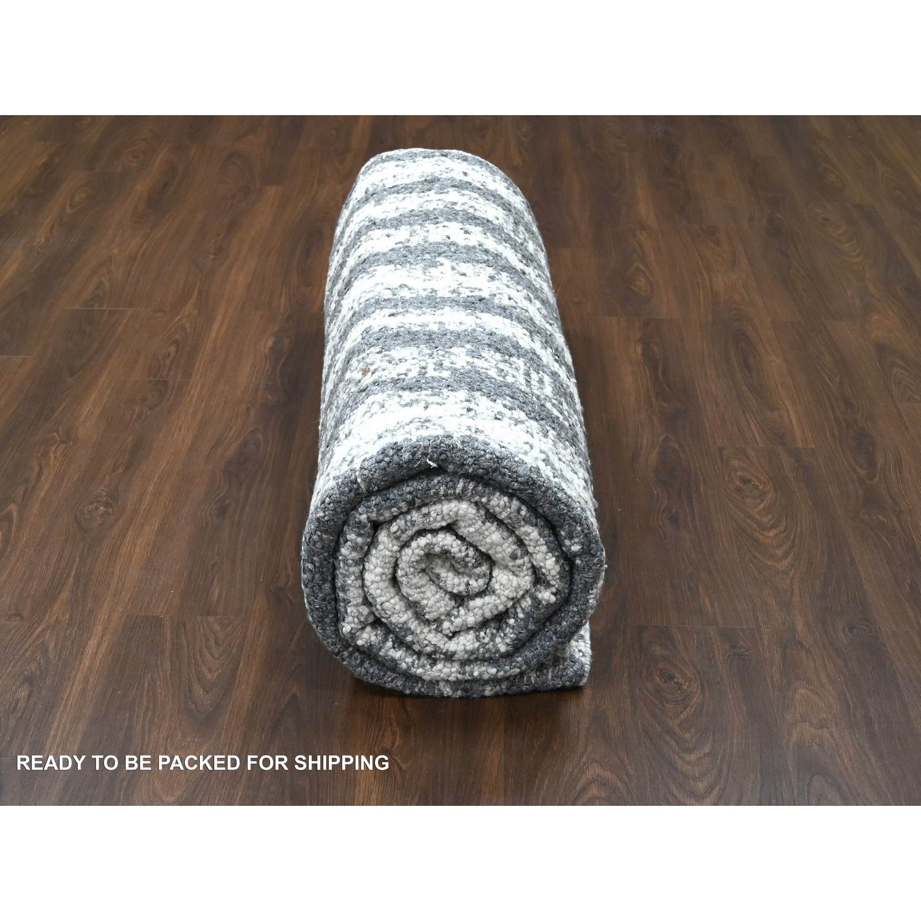 Modern-and-Contemporary-Hand-Knotted-Rug-420900