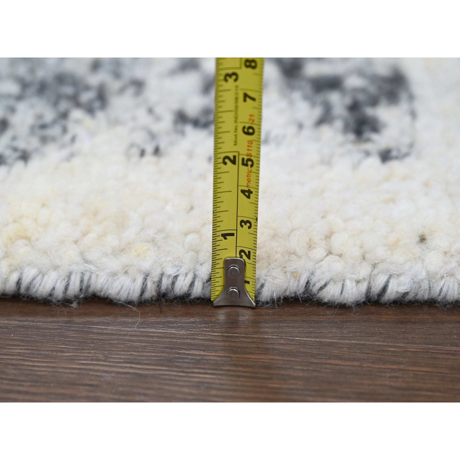 Modern-and-Contemporary-Hand-Knotted-Rug-420905