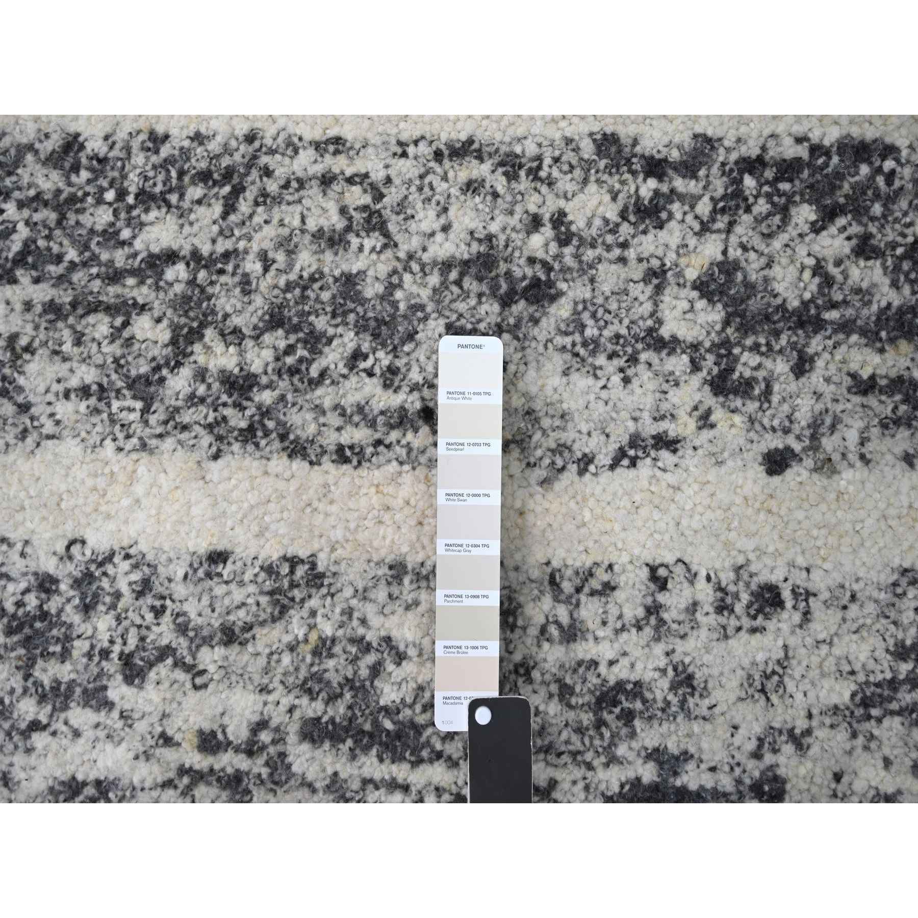 Modern-and-Contemporary-Hand-Knotted-Rug-420915