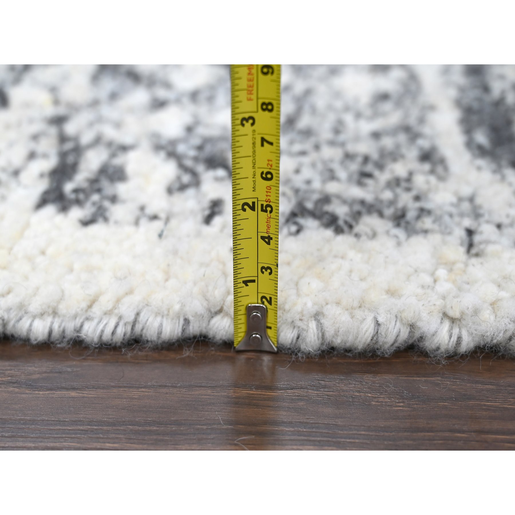 Modern-and-Contemporary-Hand-Knotted-Rug-420915