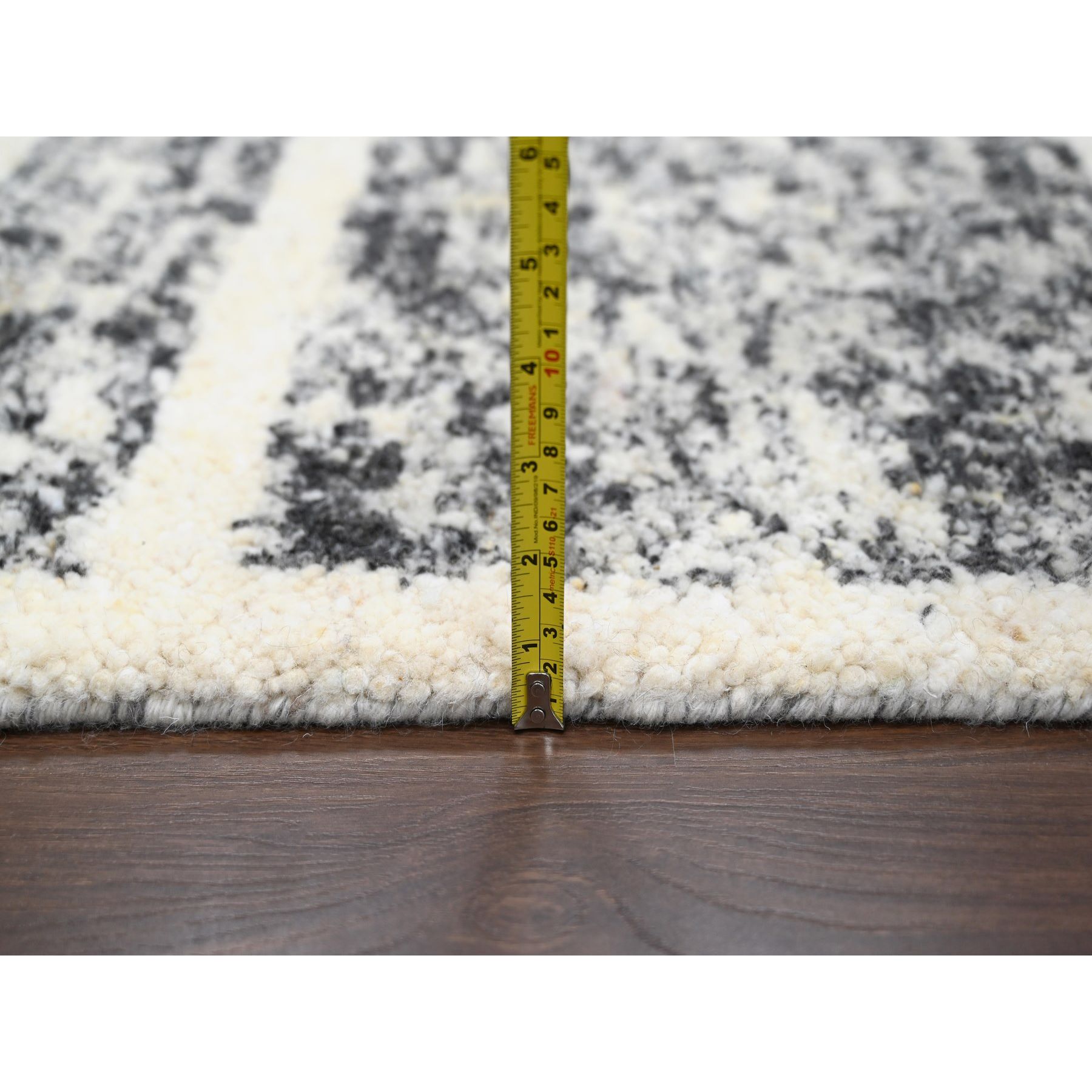 Modern-and-Contemporary-Hand-Knotted-Rug-420920