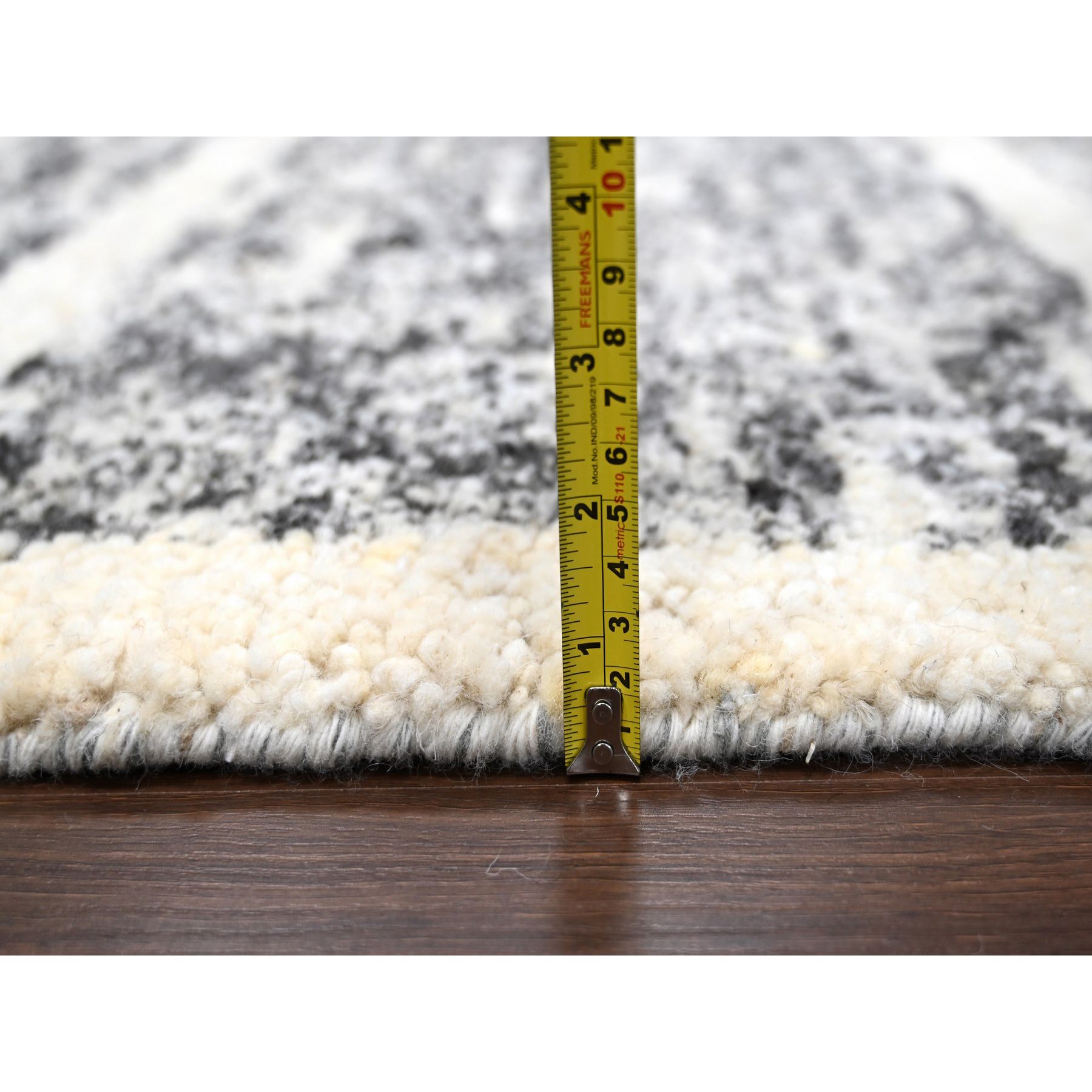 Modern-and-Contemporary-Hand-Knotted-Rug-420925