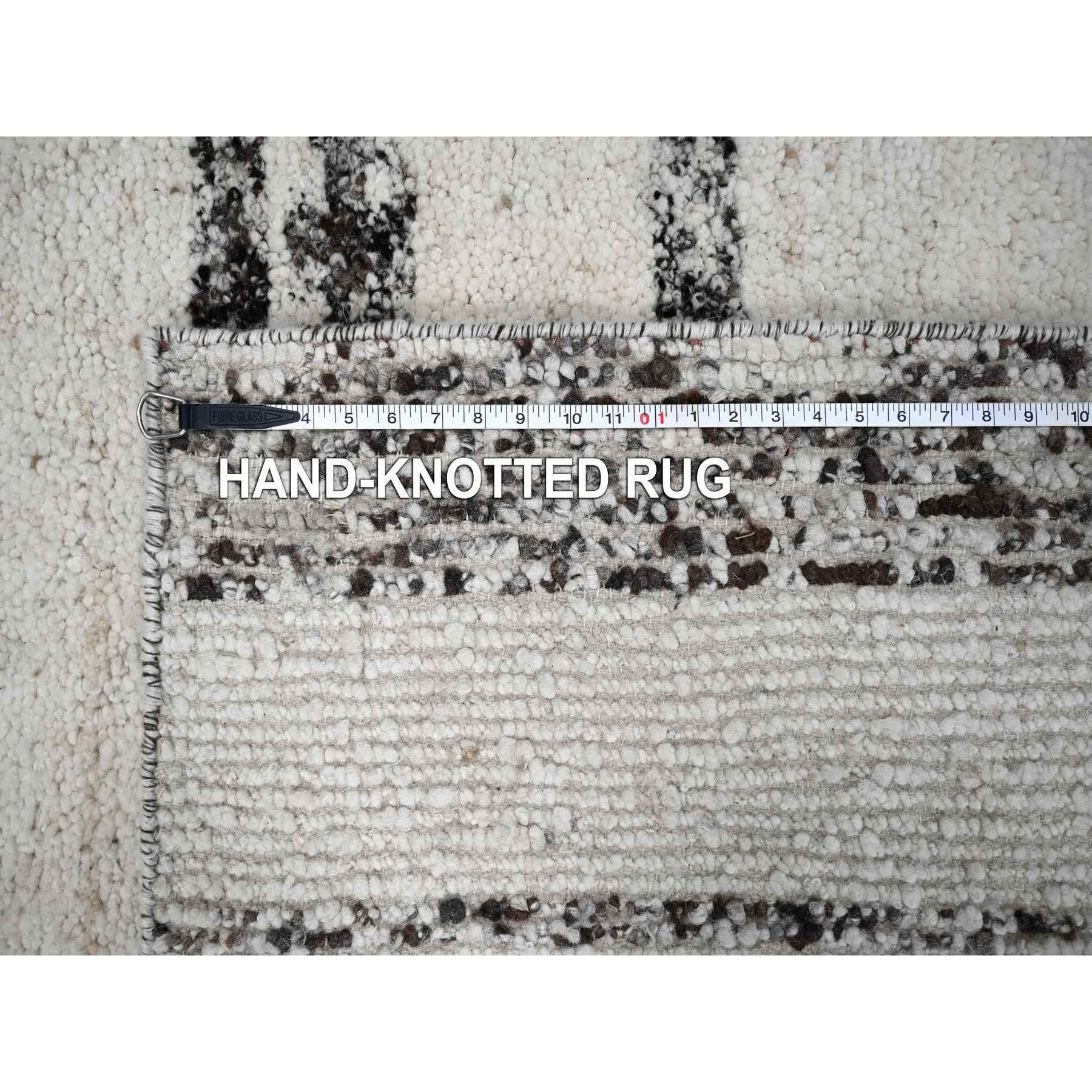 Modern-and-Contemporary-Hand-Knotted-Rug-420930