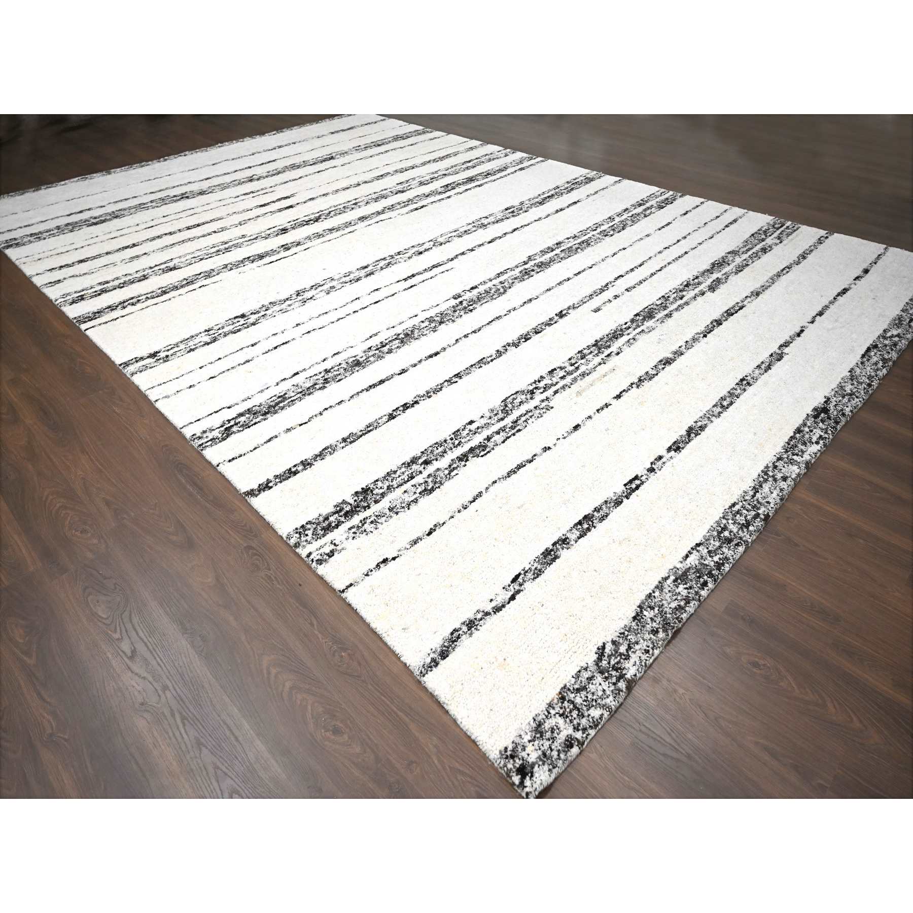 Modern-and-Contemporary-Hand-Knotted-Rug-420950