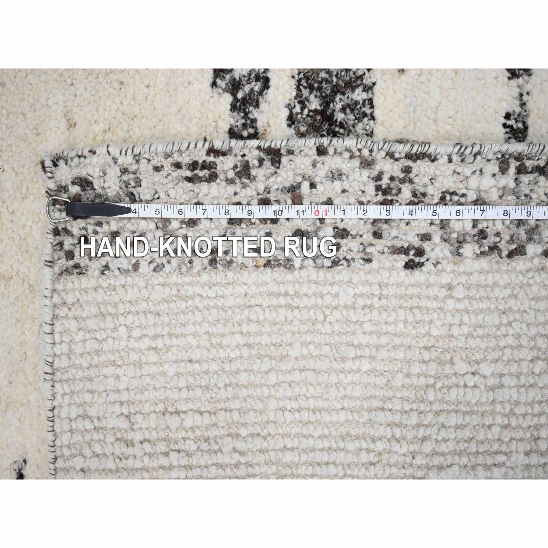 Modern-and-Contemporary-Hand-Knotted-Rug-420950