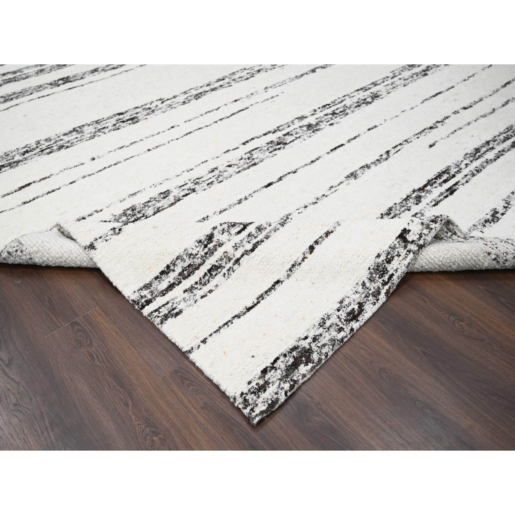 Modern-and-Contemporary-Hand-Knotted-Rug-420955
