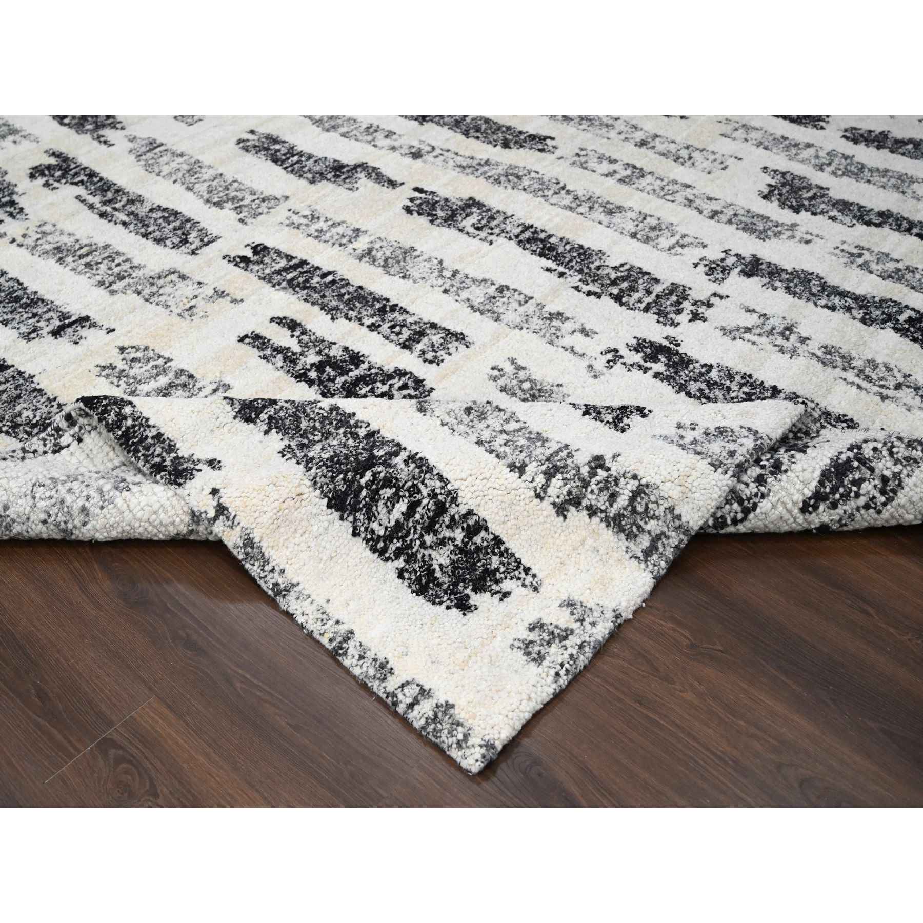 Modern-and-Contemporary-Hand-Knotted-Rug-421035