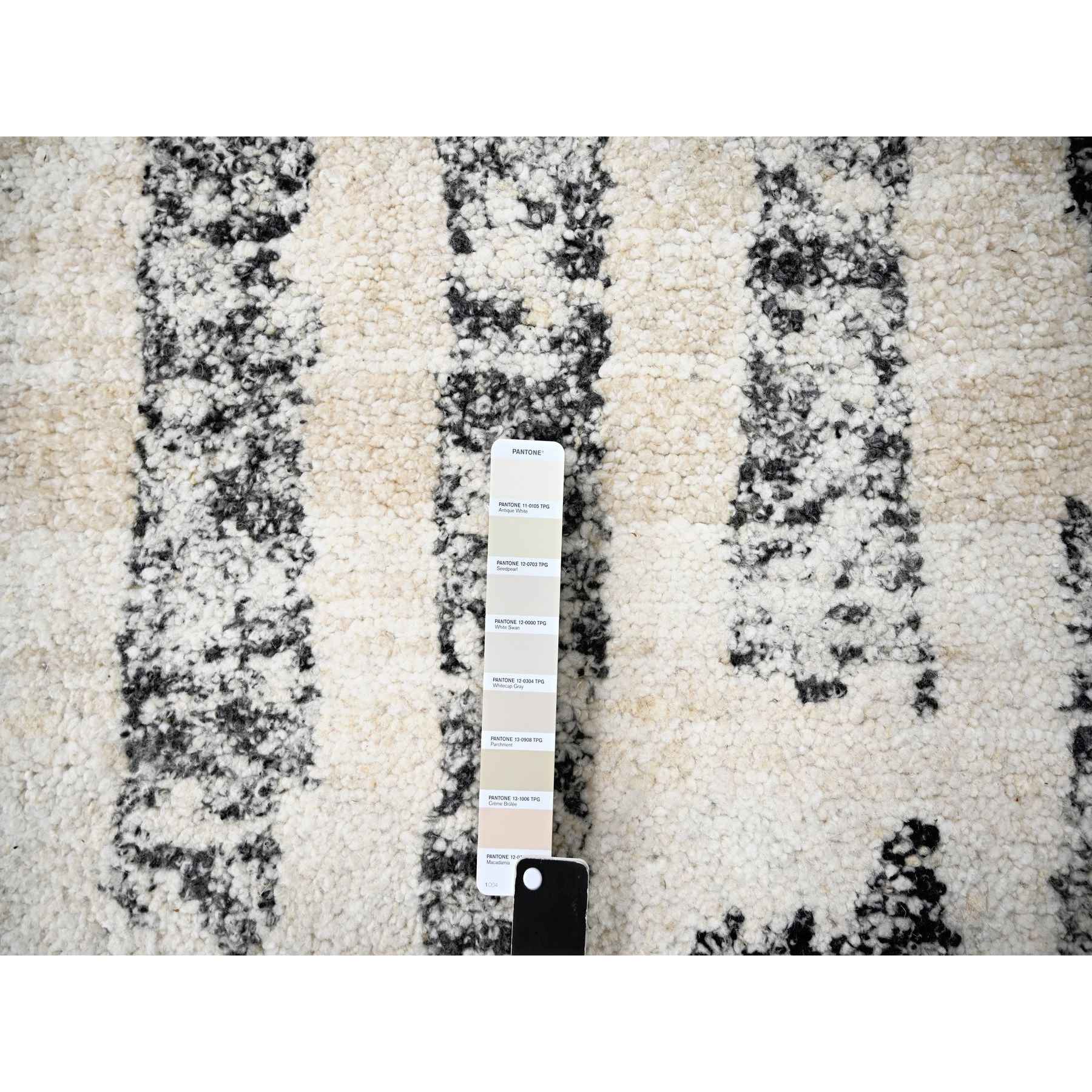 Modern-and-Contemporary-Hand-Knotted-Rug-421035