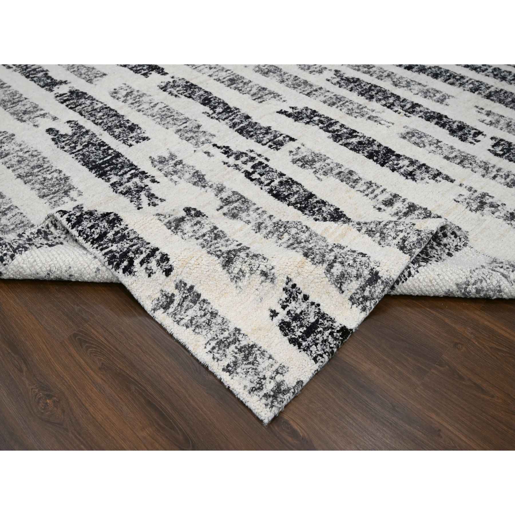 Modern-and-Contemporary-Hand-Knotted-Rug-421040
