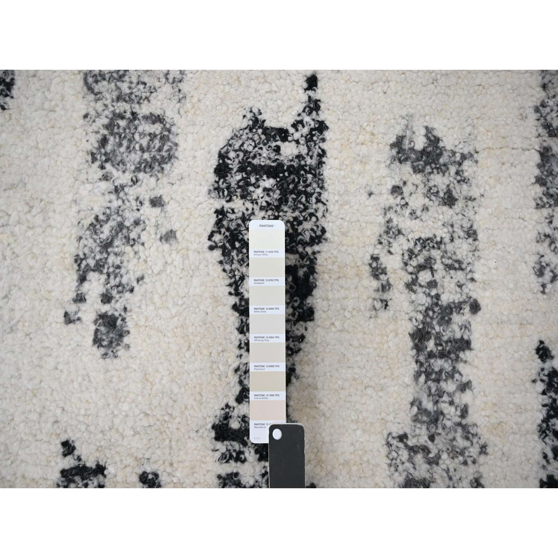 Modern-and-Contemporary-Hand-Knotted-Rug-421040