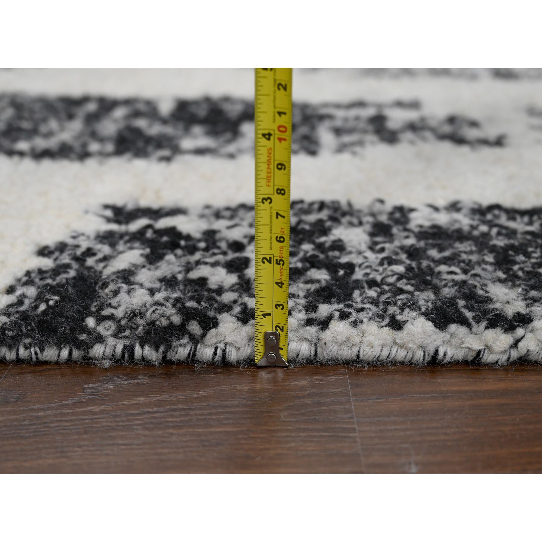 Modern-and-Contemporary-Hand-Knotted-Rug-421040
