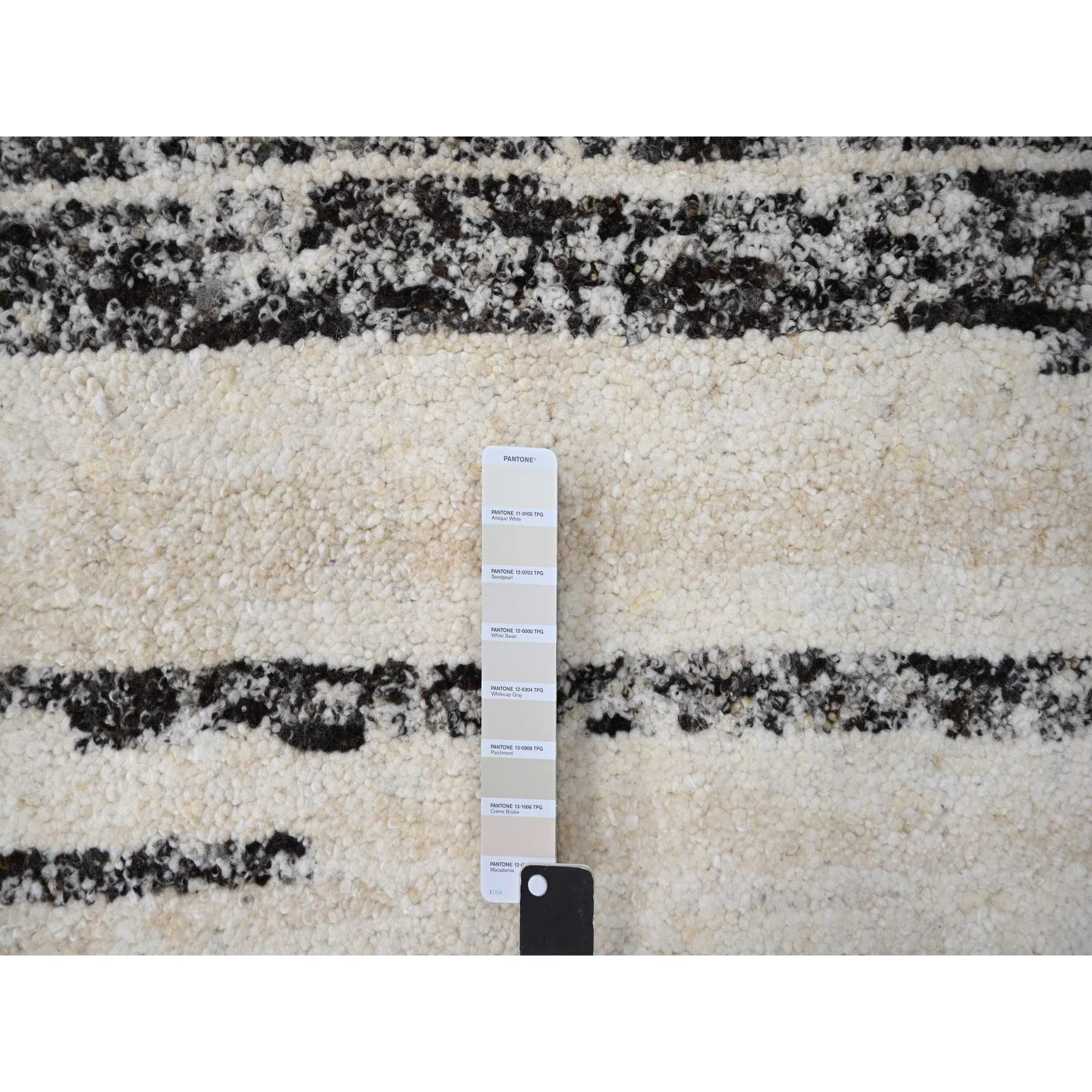 Modern-and-Contemporary-Hand-Knotted-Rug-421075