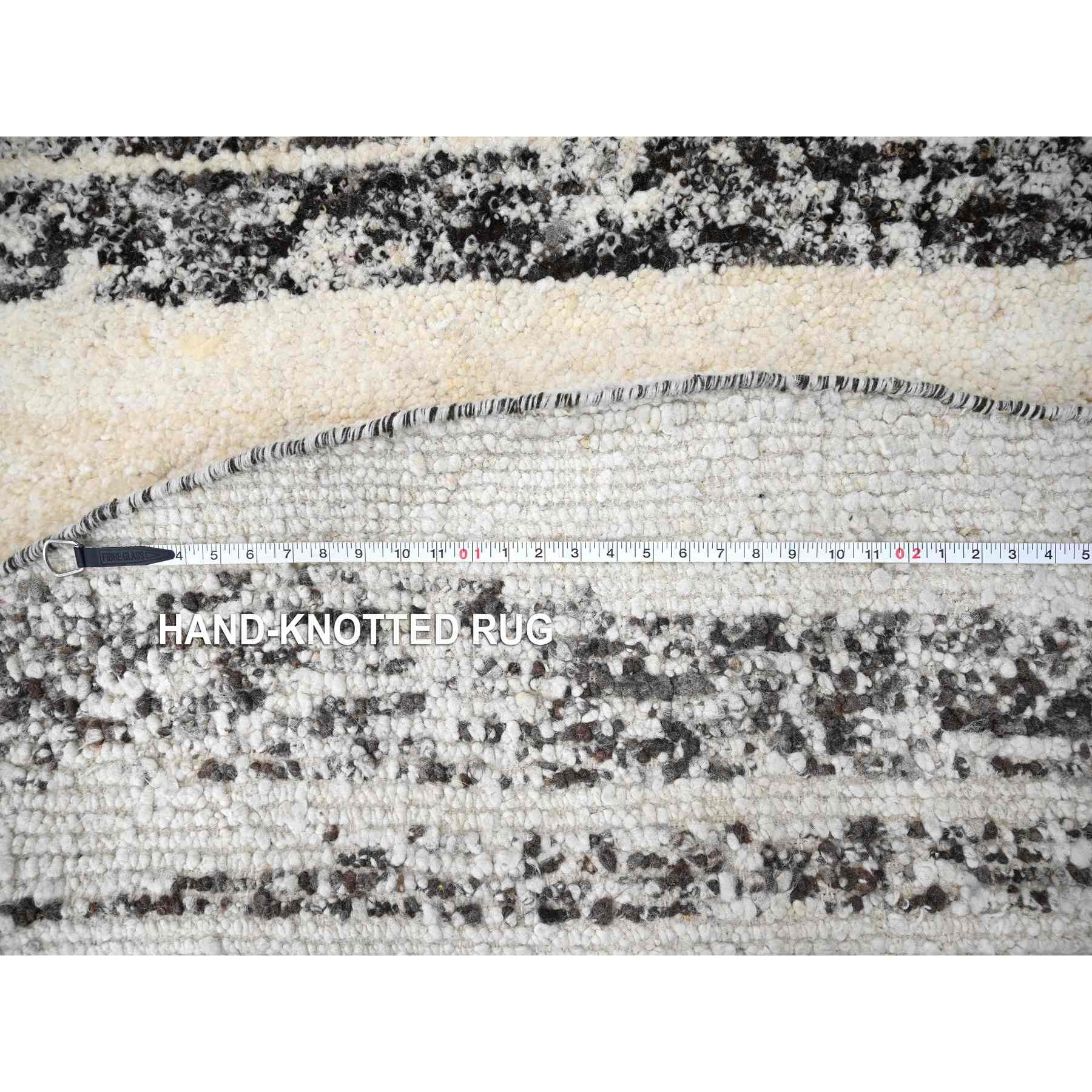 Modern-and-Contemporary-Hand-Knotted-Rug-421075