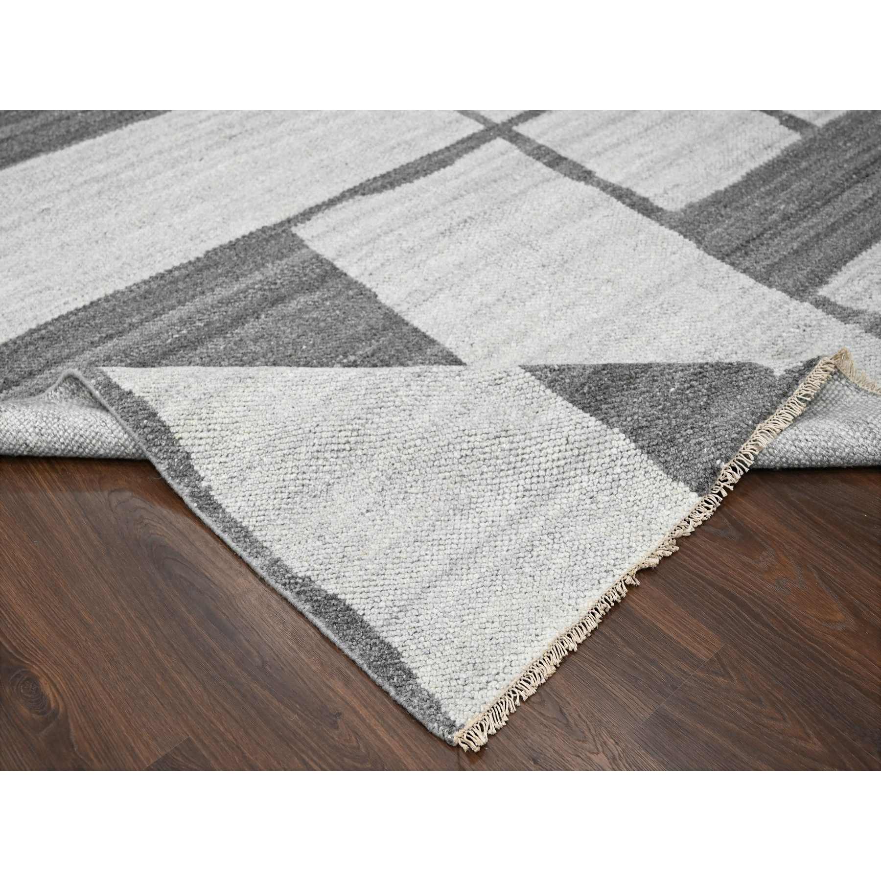 Modern-and-Contemporary-Hand-Knotted-Rug-421660