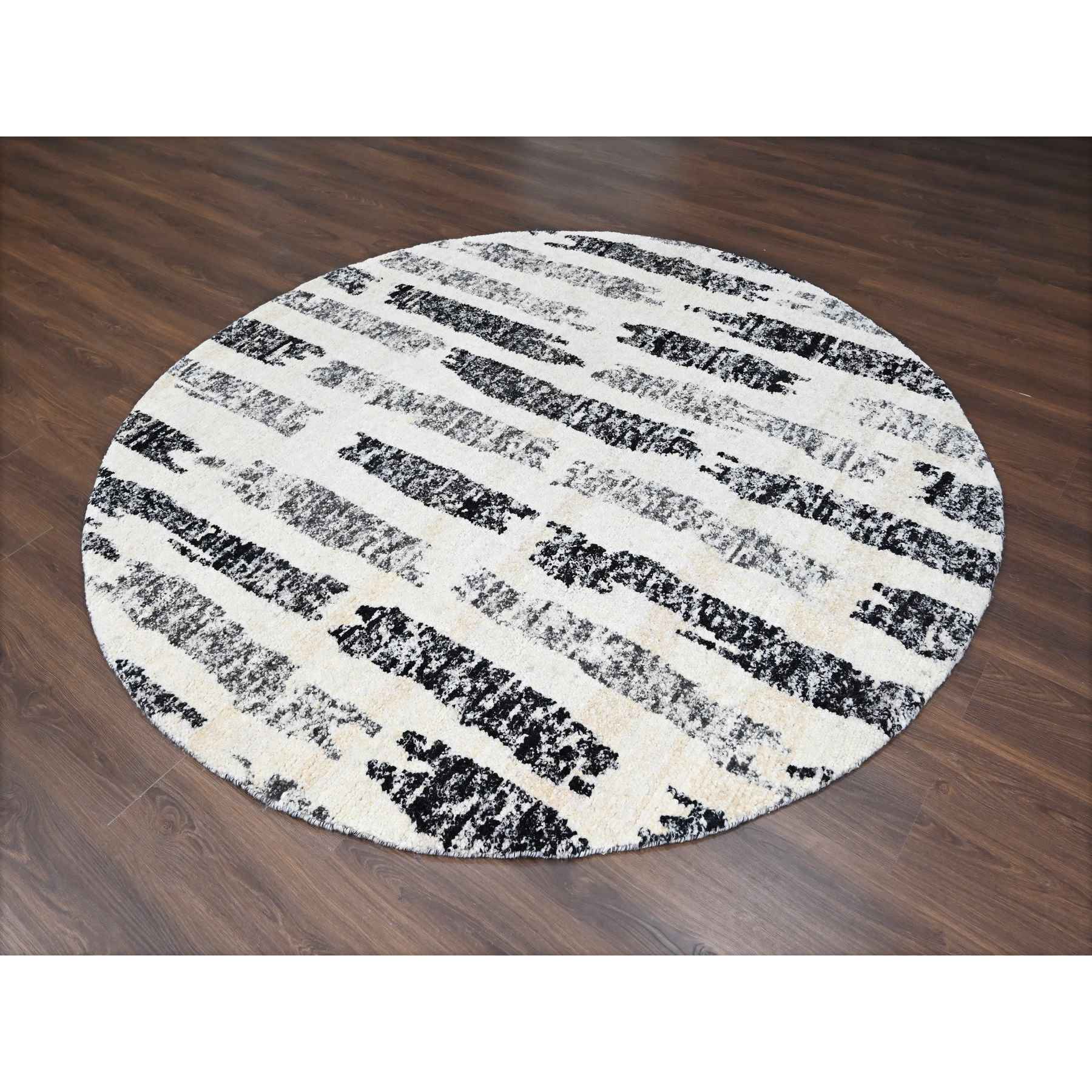 Modern-and-Contemporary-Hand-Knotted-Rug-422170