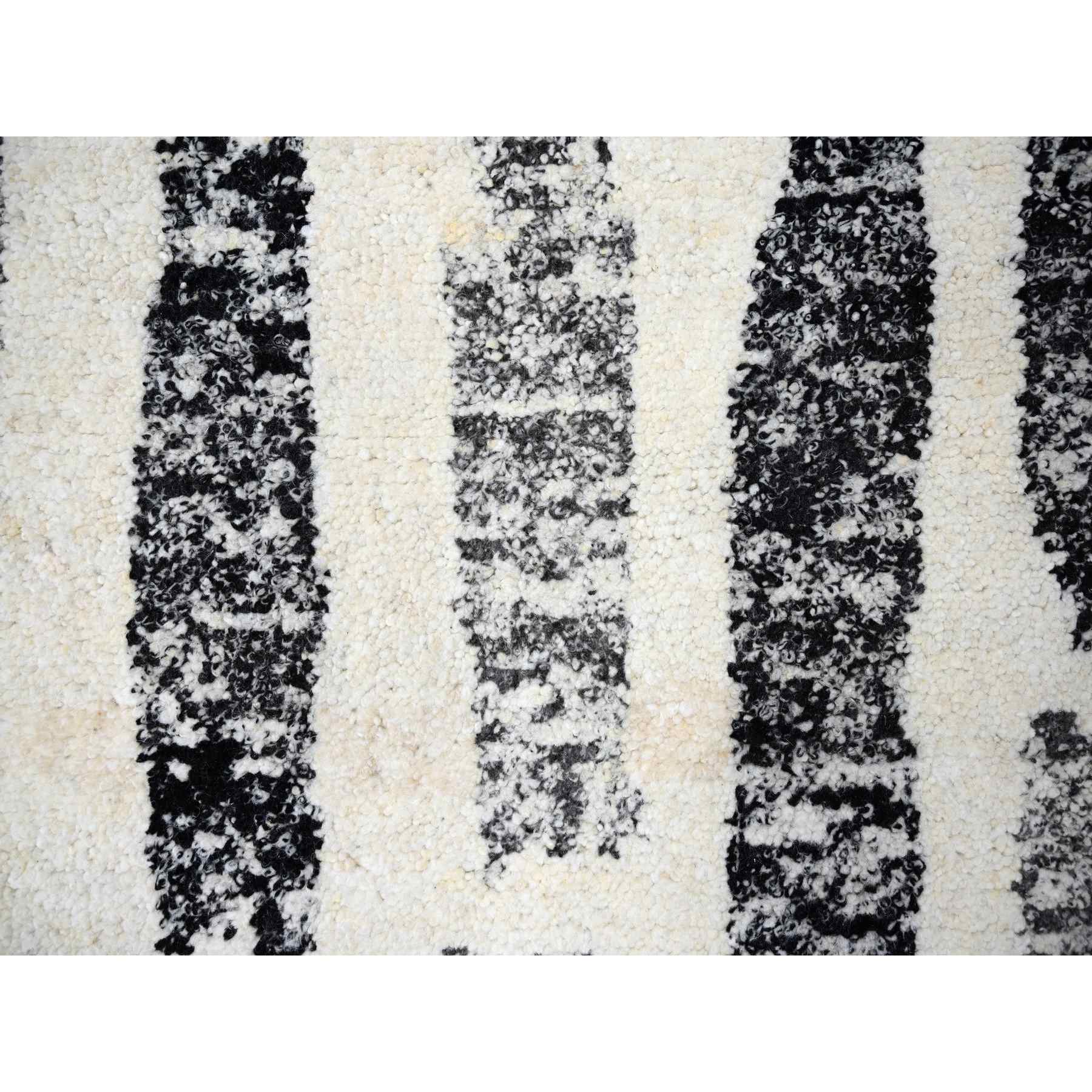 Modern-and-Contemporary-Hand-Knotted-Rug-422170
