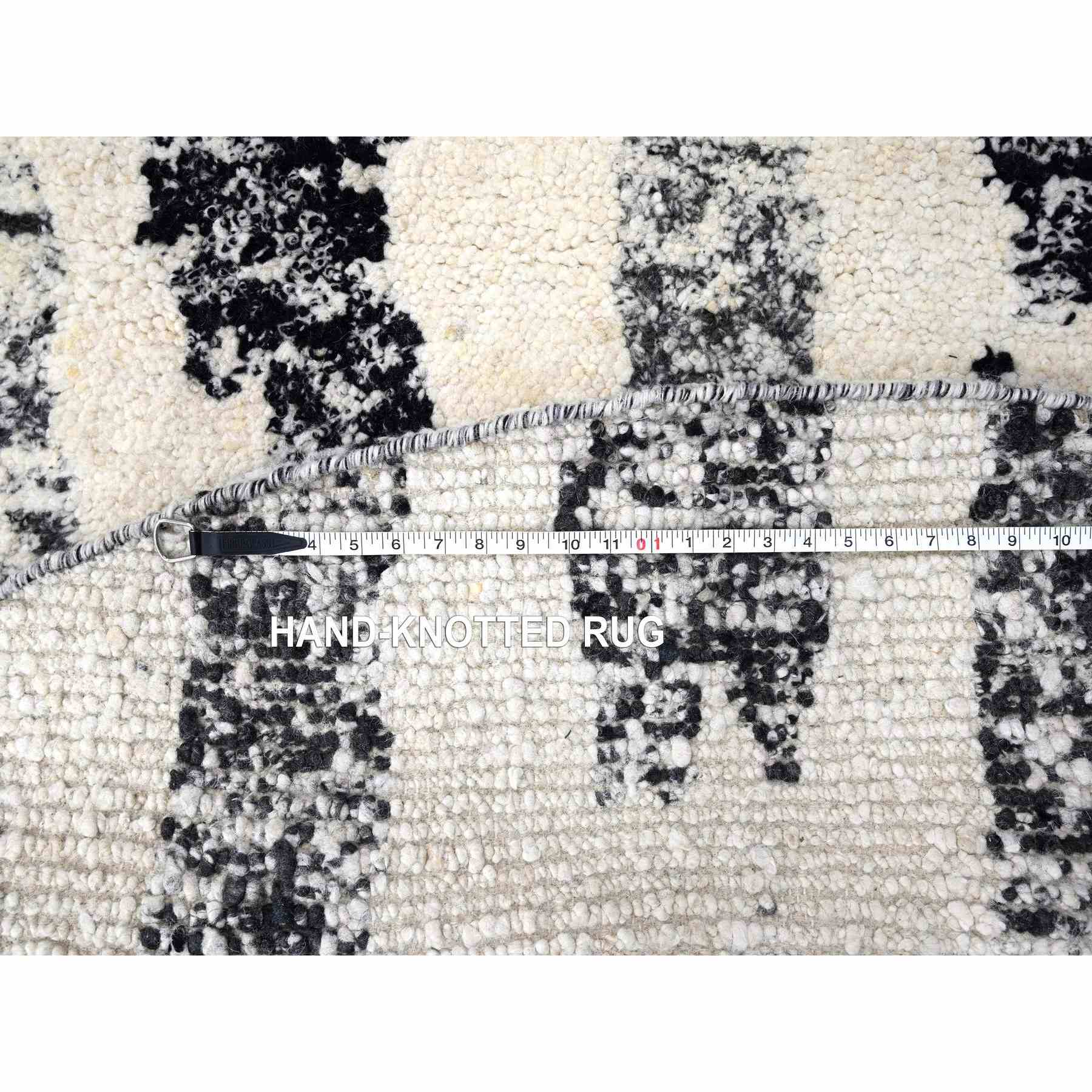 Modern-and-Contemporary-Hand-Knotted-Rug-422170