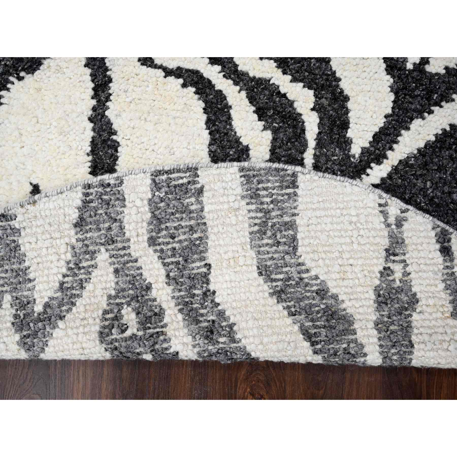 Modern-and-Contemporary-Hand-Knotted-Rug-422175
