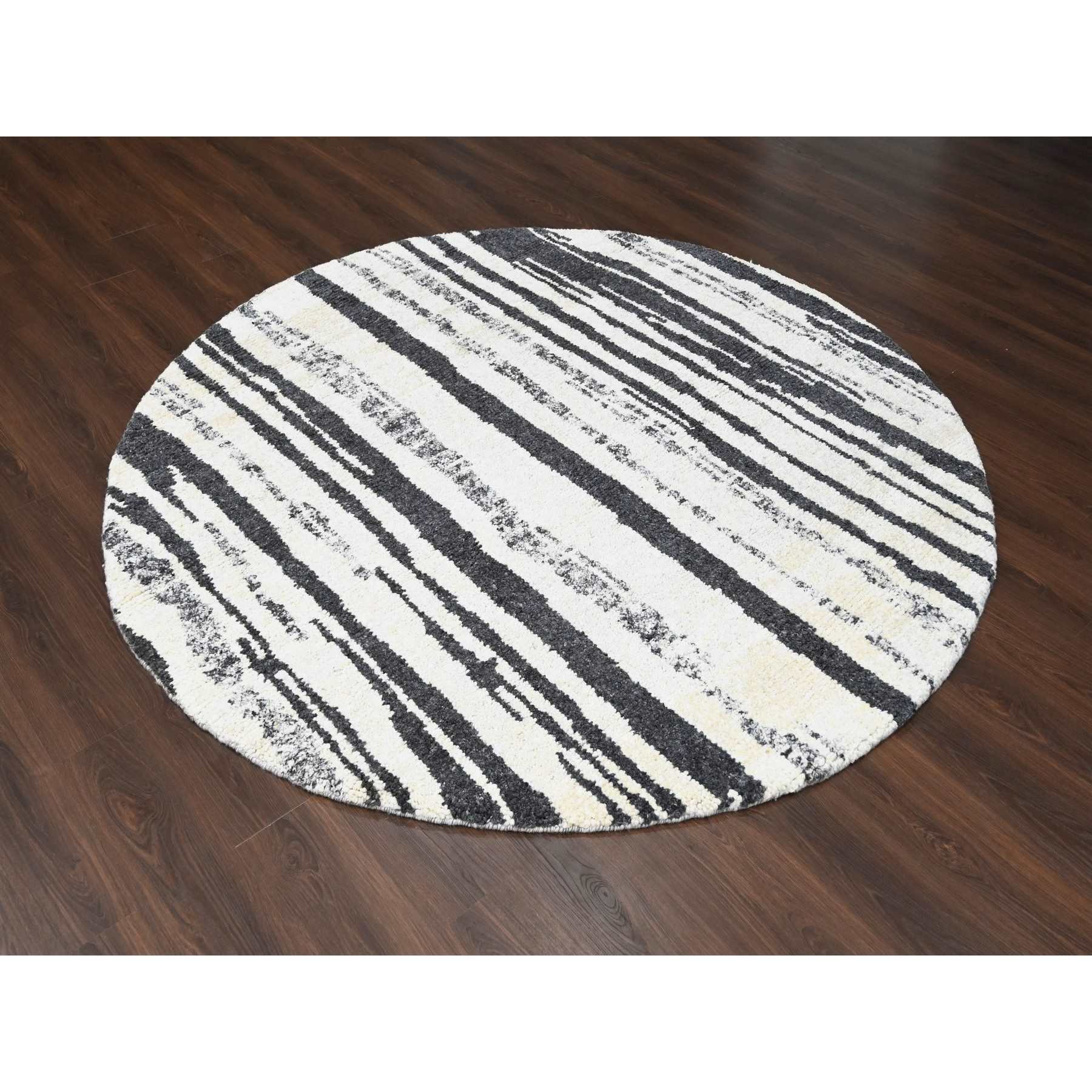 Modern-and-Contemporary-Hand-Knotted-Rug-422200