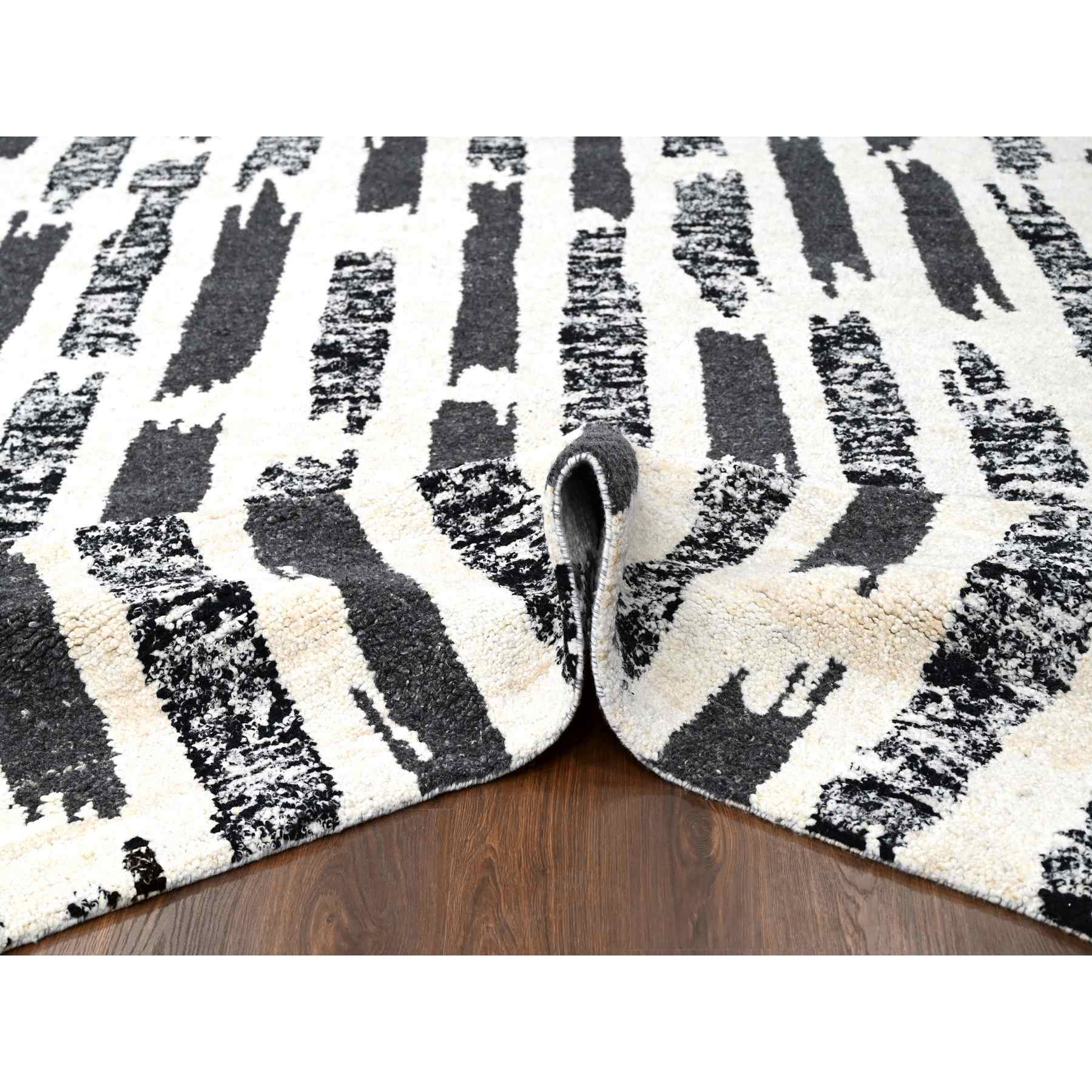 Modern-and-Contemporary-Hand-Knotted-Rug-422215