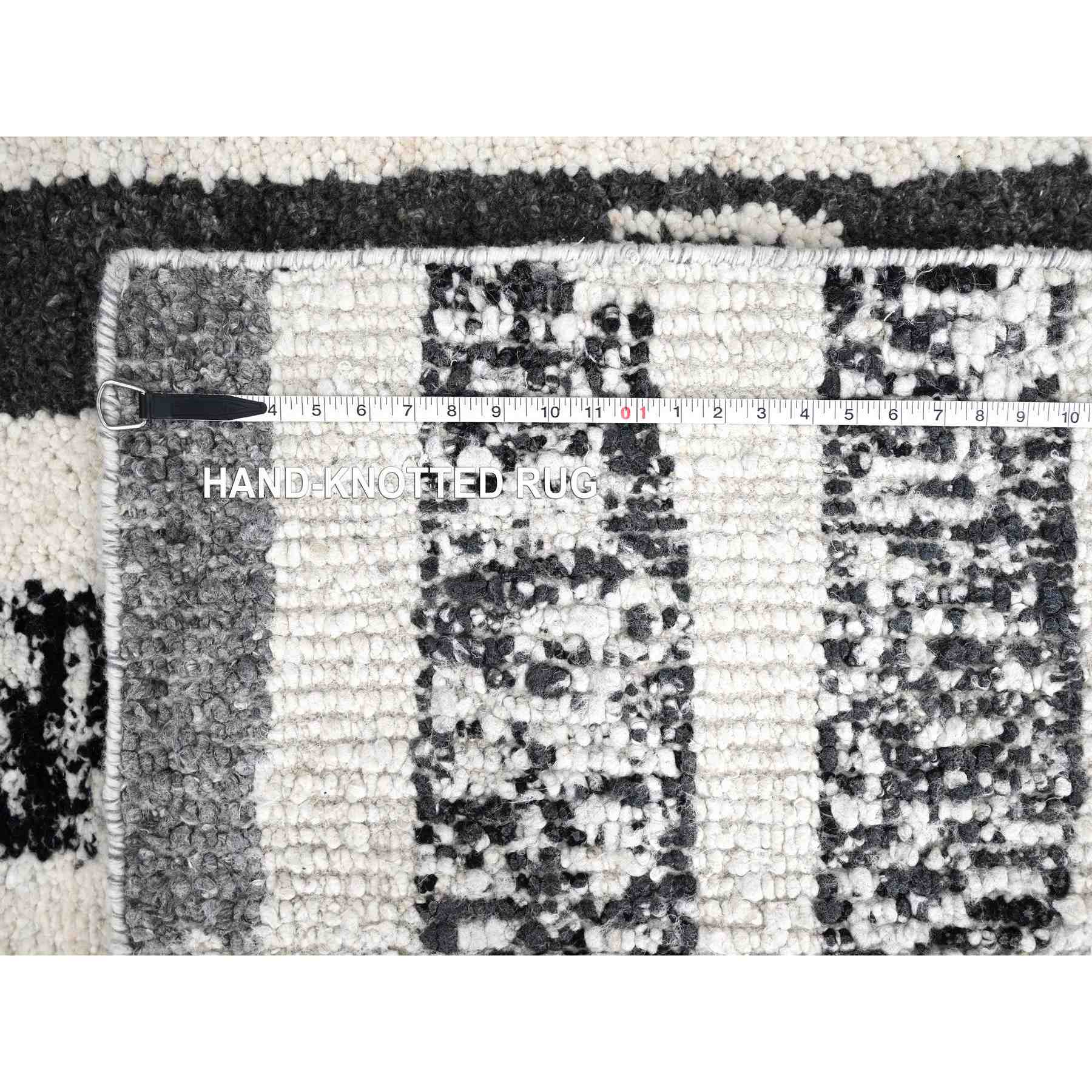 Modern-and-Contemporary-Hand-Knotted-Rug-422215
