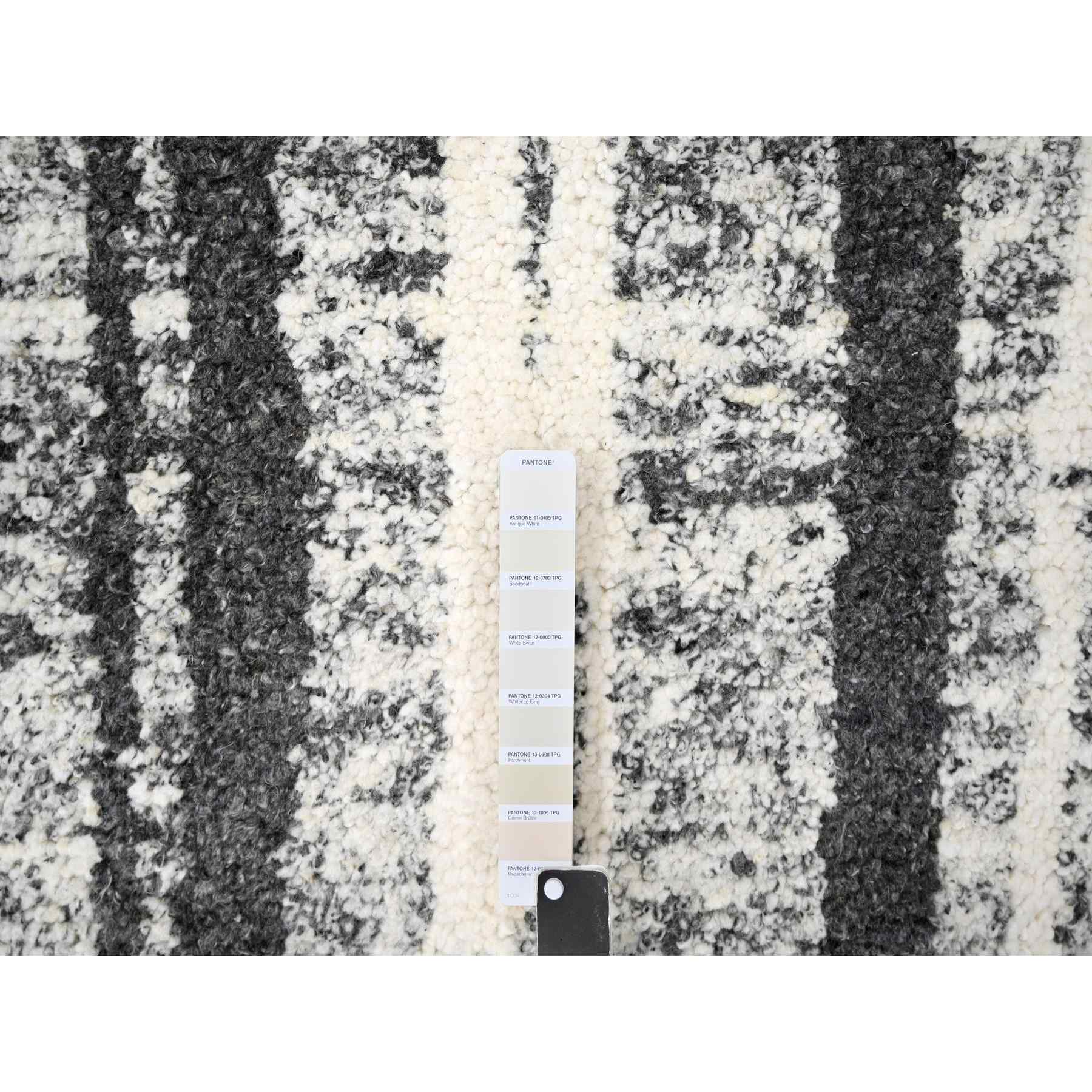 Modern-and-Contemporary-Hand-Knotted-Rug-422225