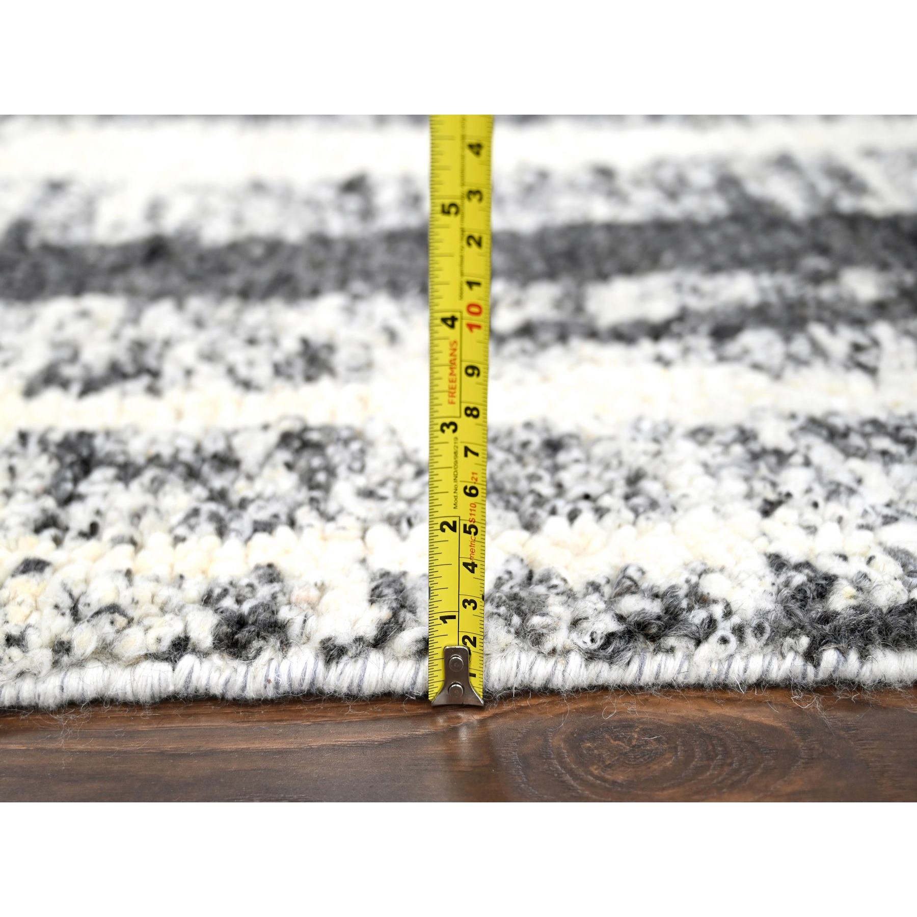 Modern-and-Contemporary-Hand-Knotted-Rug-422225