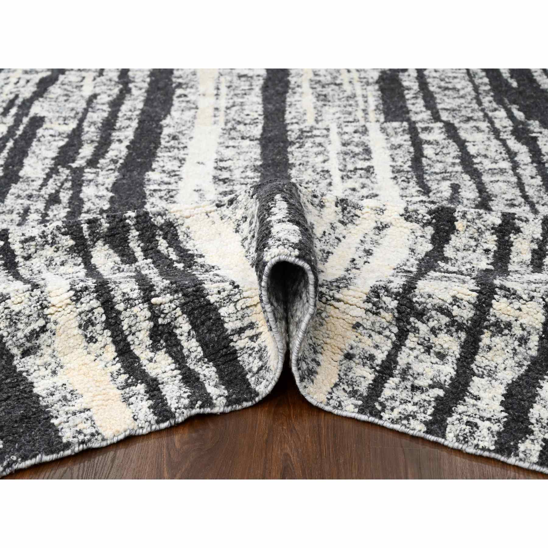 Modern-and-Contemporary-Hand-Knotted-Rug-422230