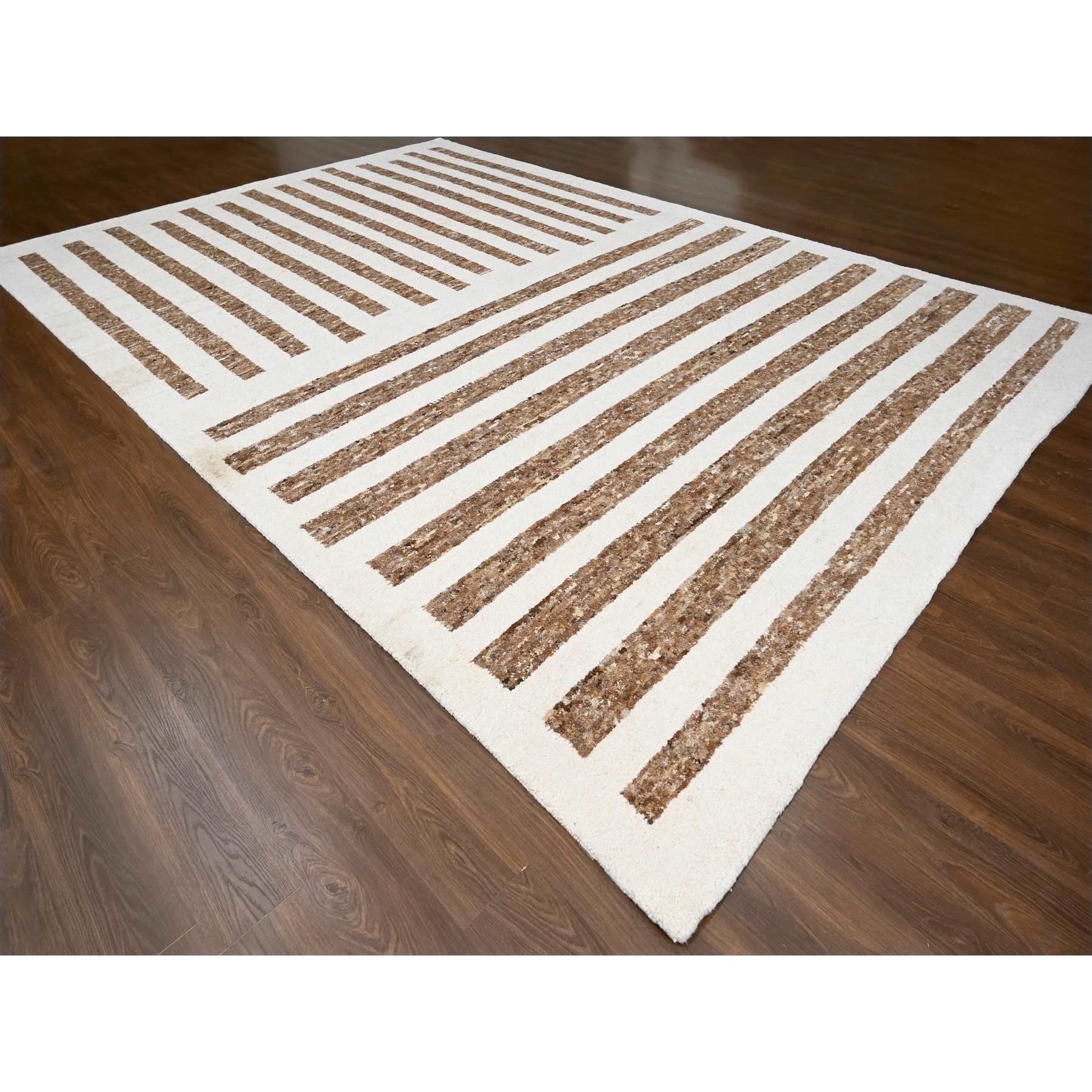 Modern-and-Contemporary-Hand-Knotted-Rug-422310