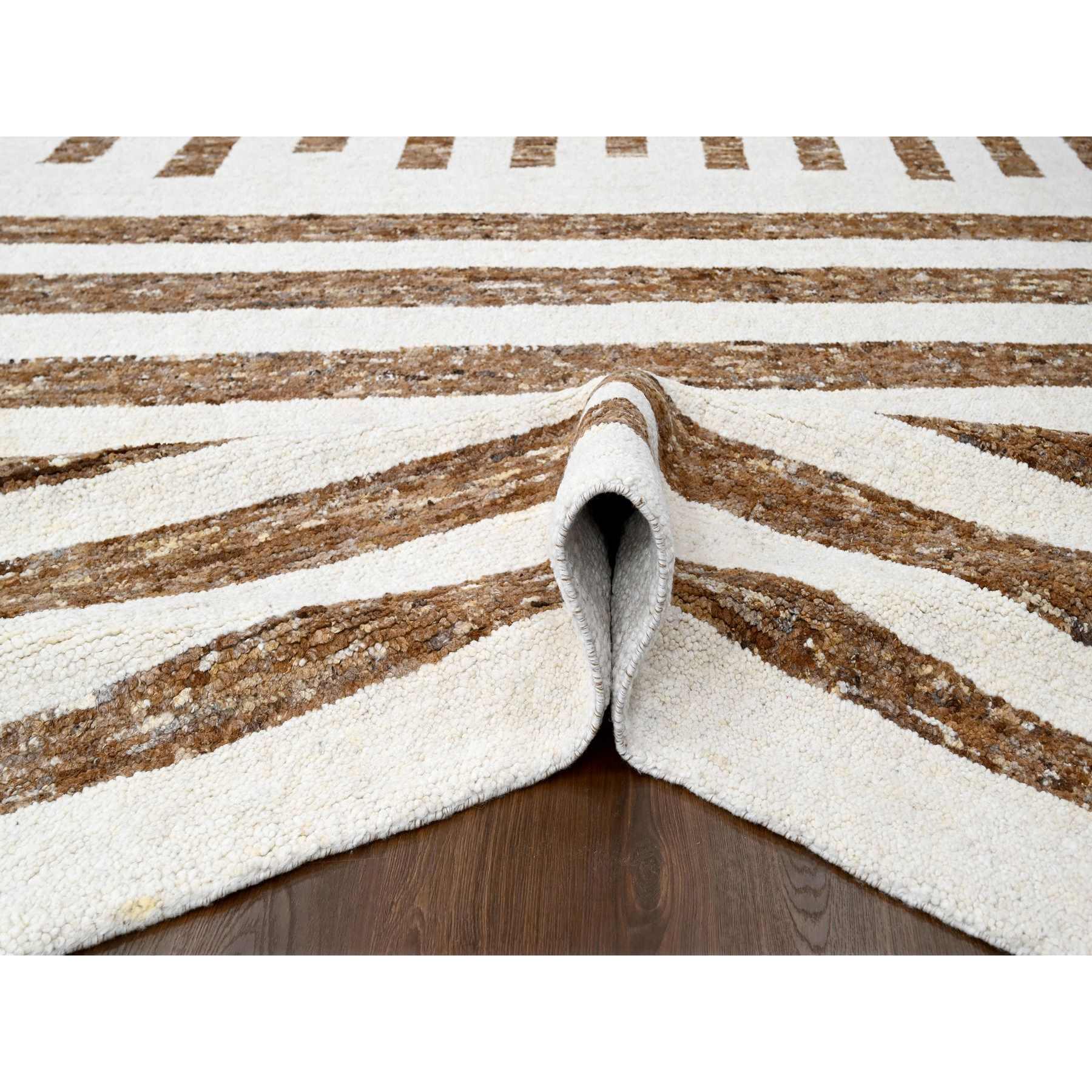 Modern-and-Contemporary-Hand-Knotted-Rug-422310