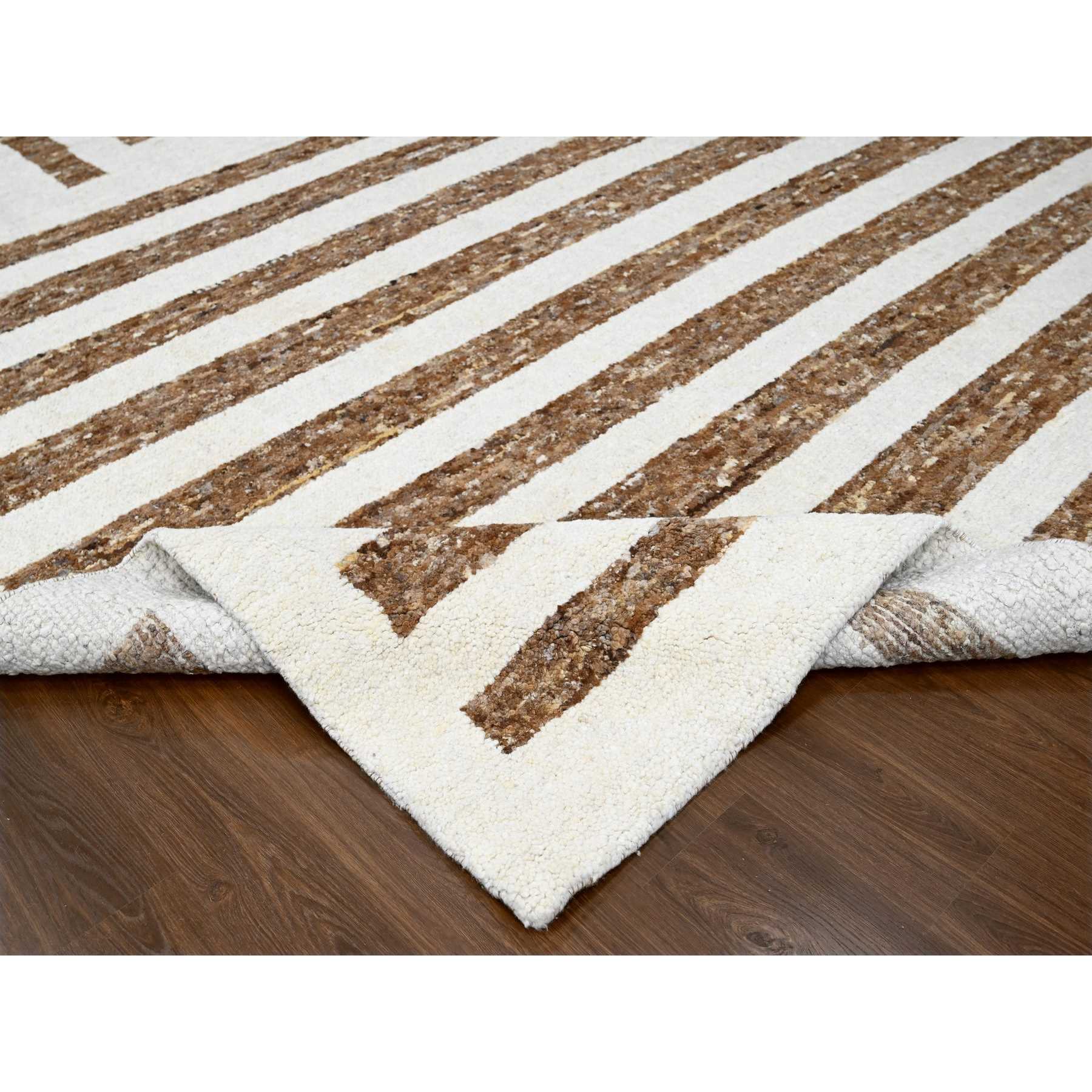 Modern-and-Contemporary-Hand-Knotted-Rug-422310