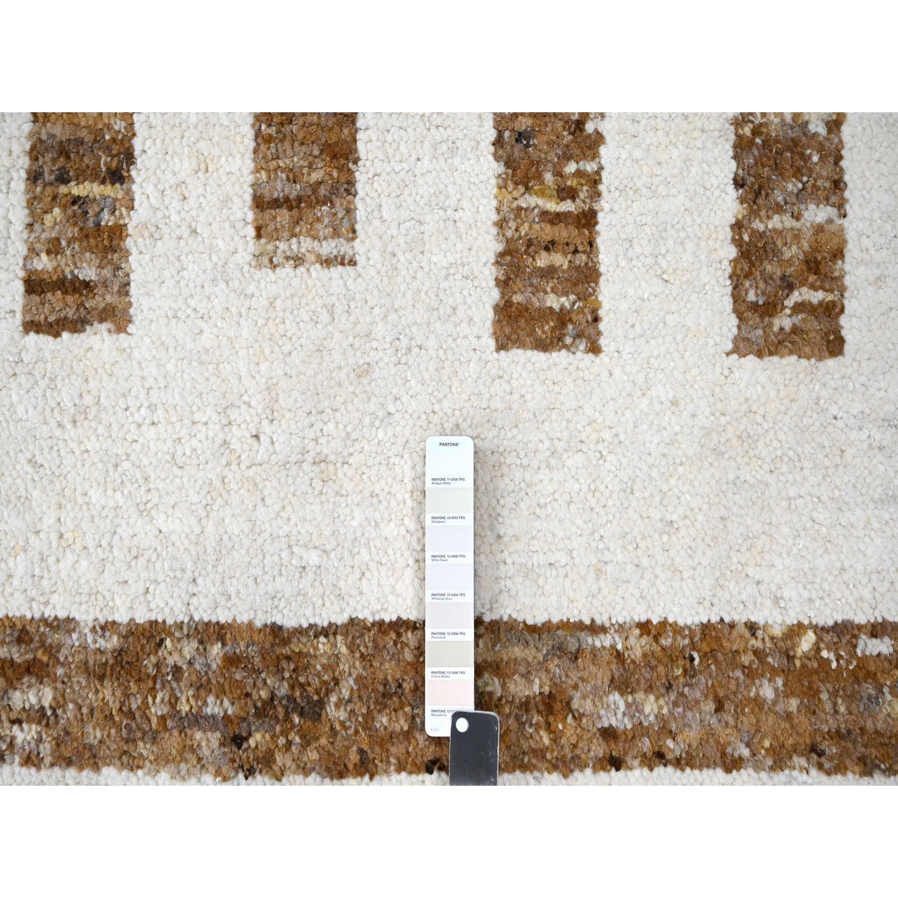 Modern-and-Contemporary-Hand-Knotted-Rug-422310