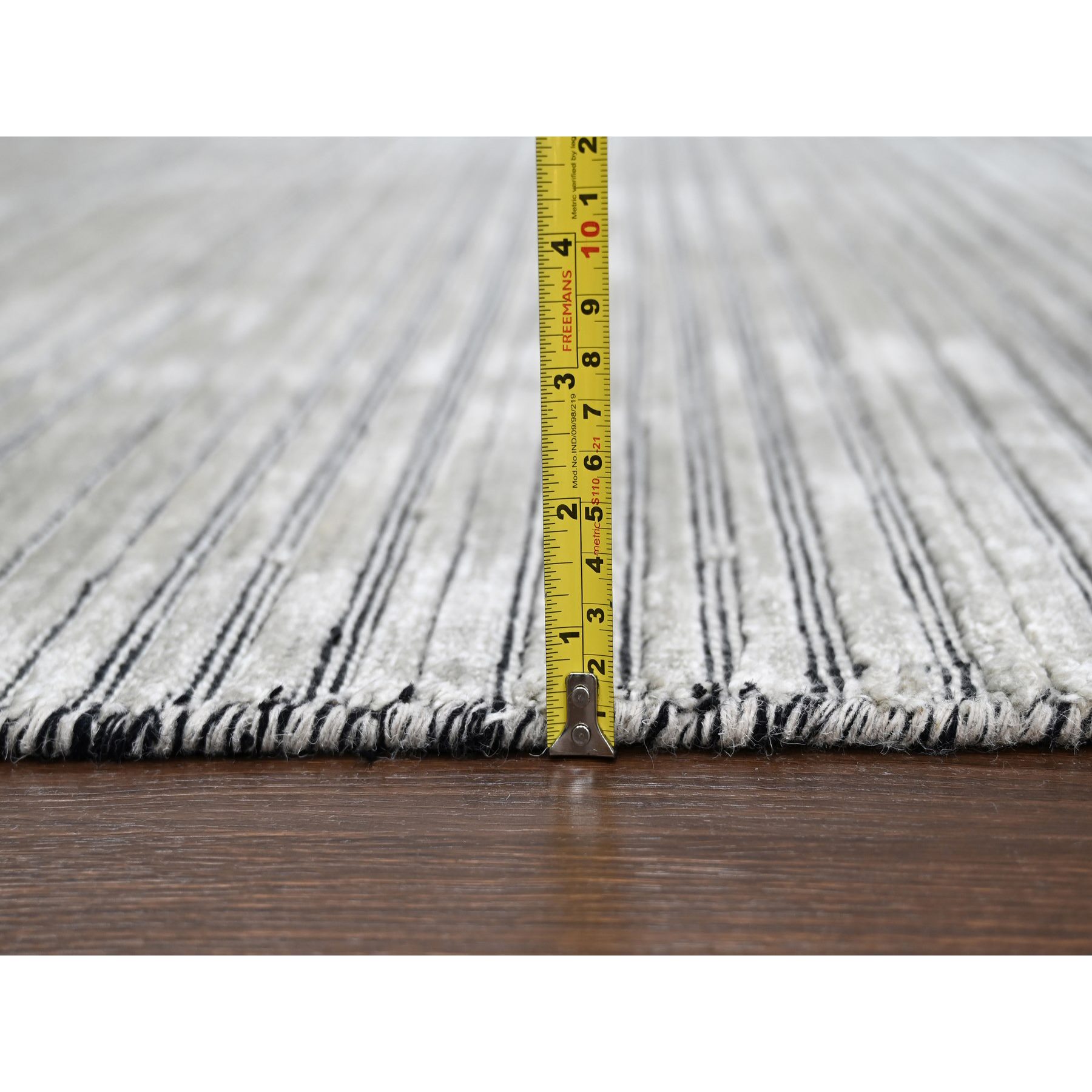 Modern-and-Contemporary-Hand-Loomed-Rug-420825