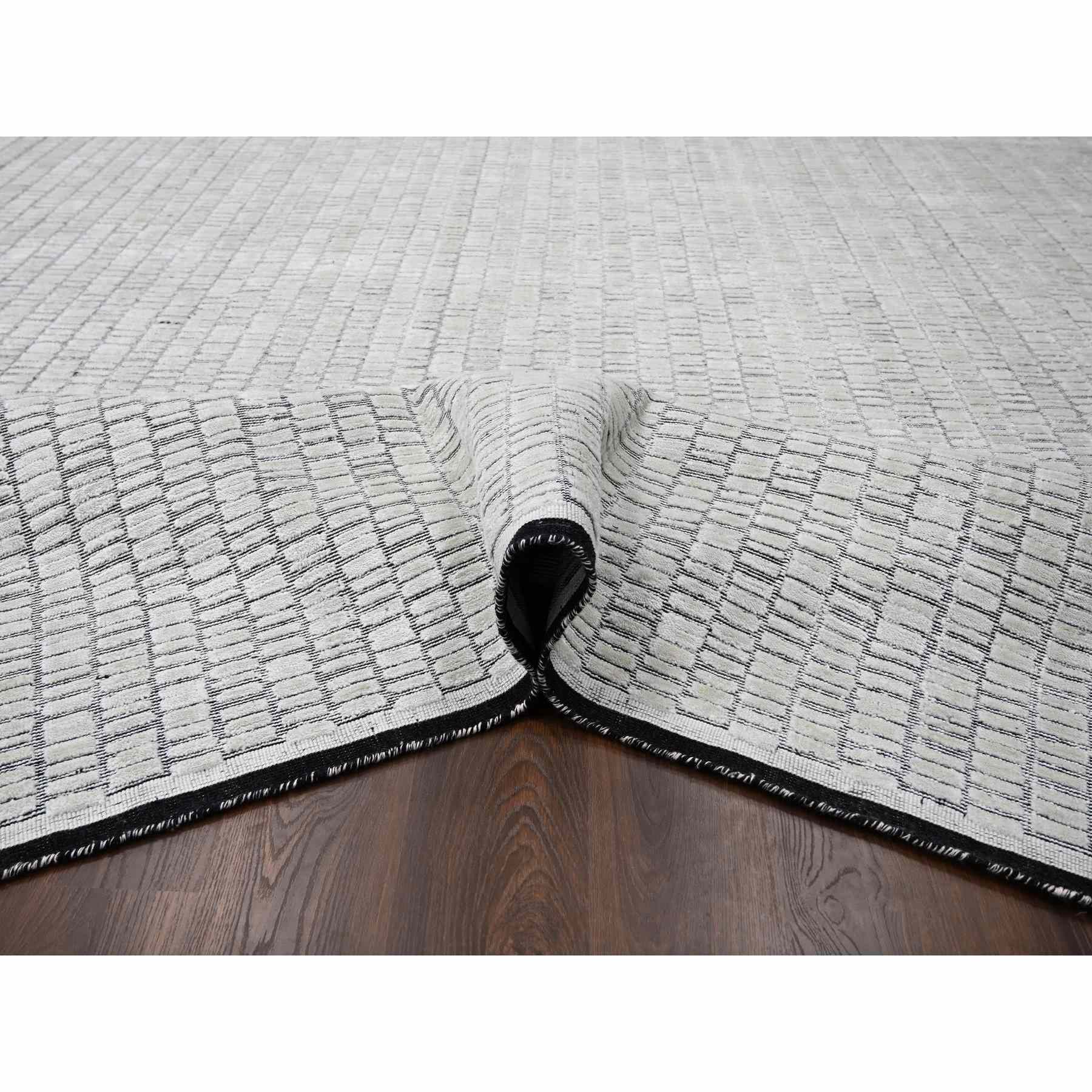 Modern-and-Contemporary-Hand-Loomed-Rug-420850