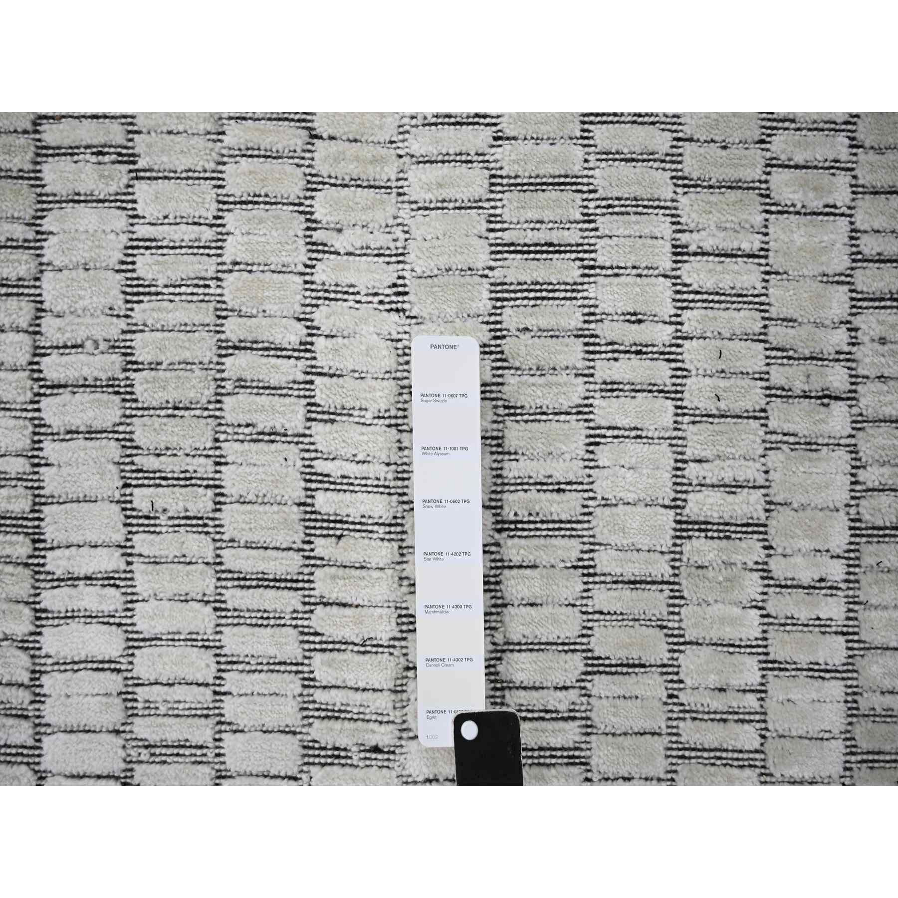 Modern-and-Contemporary-Hand-Loomed-Rug-420850