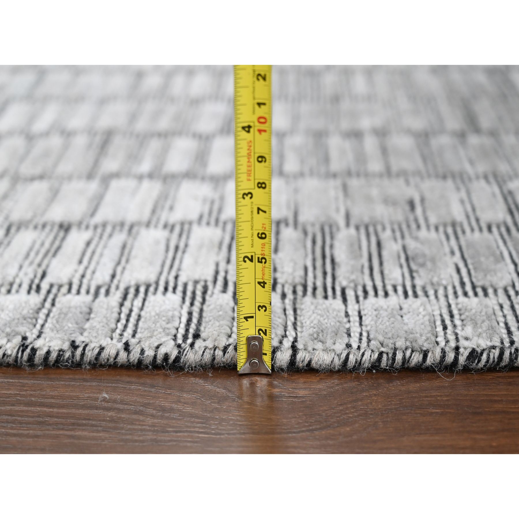 Modern-and-Contemporary-Hand-Loomed-Rug-421490