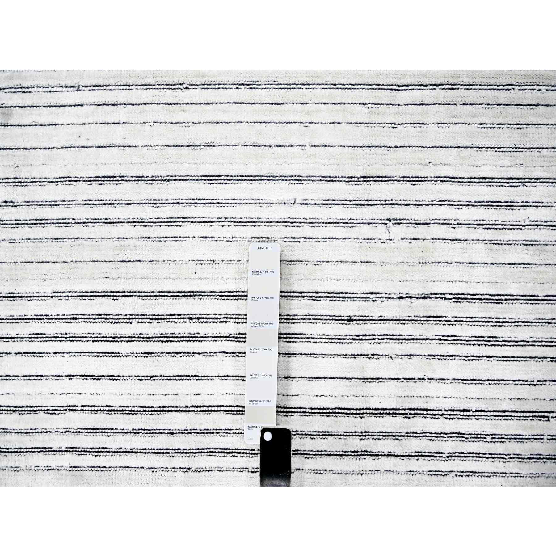 Modern-and-Contemporary-Hand-Loomed-Rug-421745