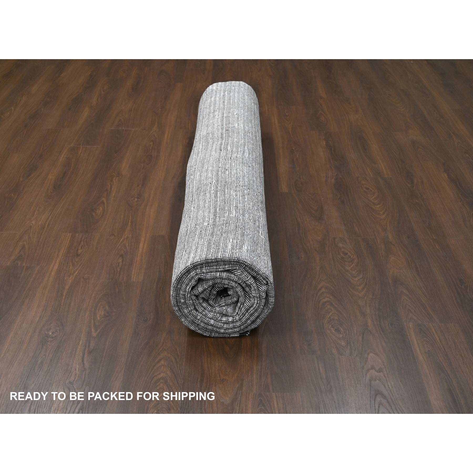Modern-and-Contemporary-Hand-Loomed-Rug-421970