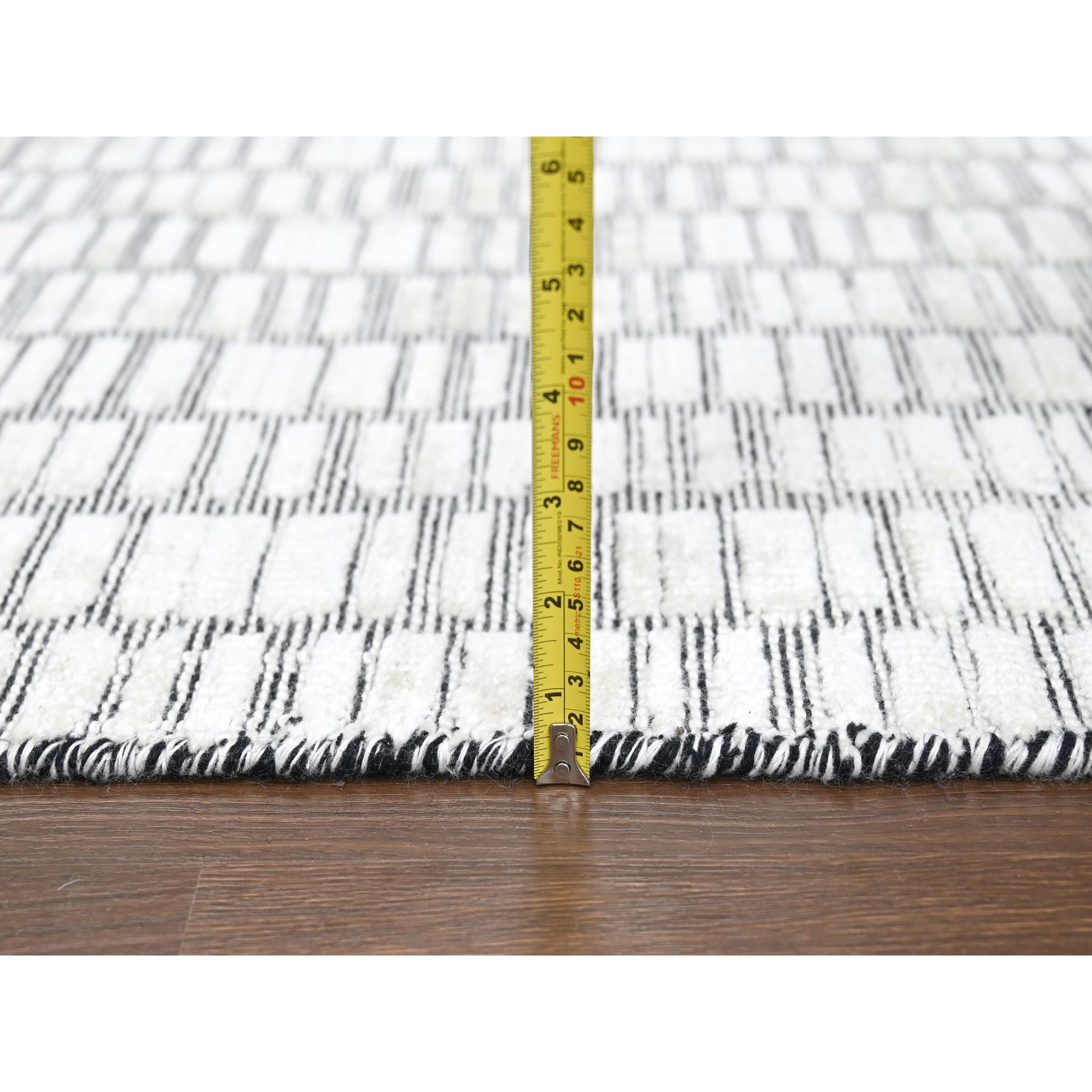 Modern-and-Contemporary-Hand-Loomed-Rug-422060