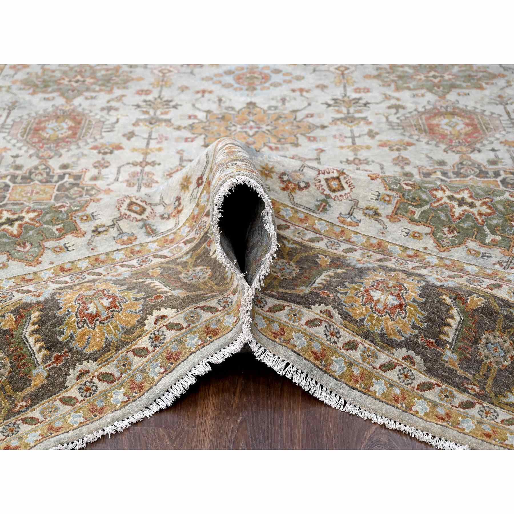 Heriz-Hand-Knotted-Rug-422635