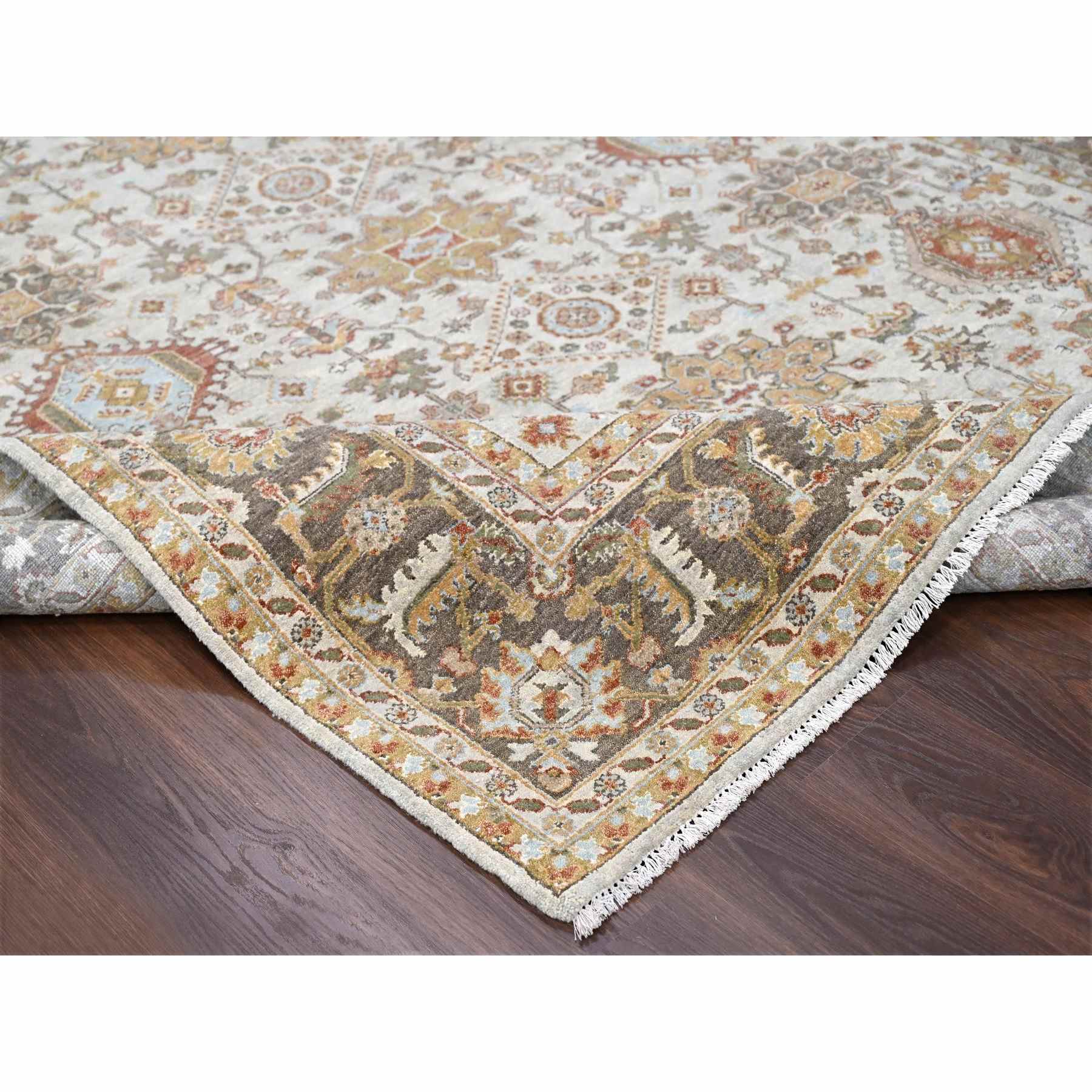 Heriz-Hand-Knotted-Rug-422635