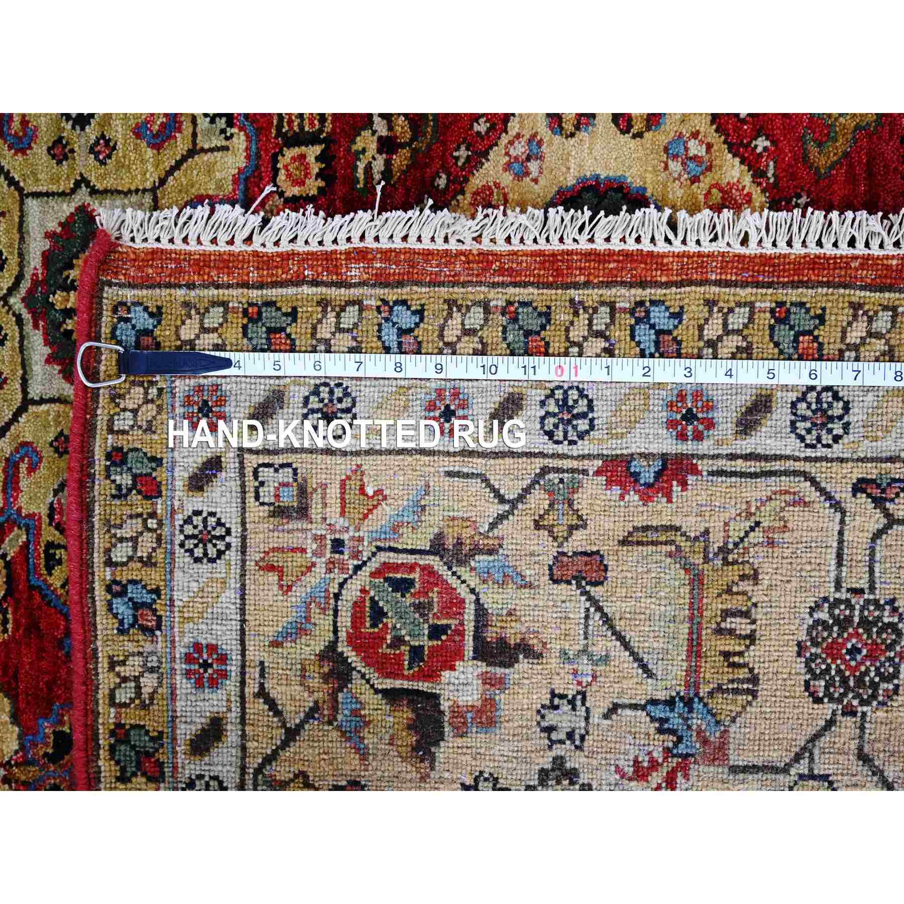Heriz-Hand-Knotted-Rug-422965