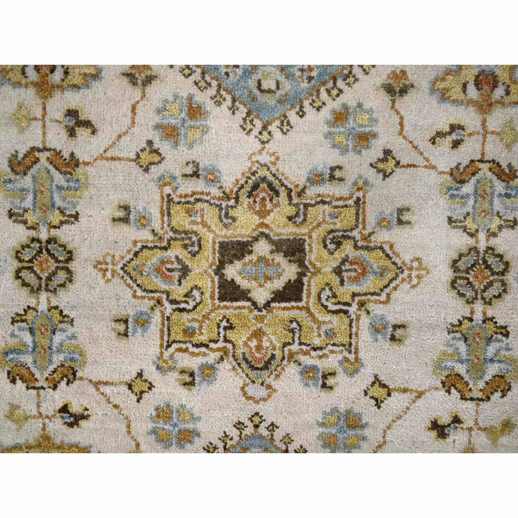 Heriz-Hand-Knotted-Rug-423035