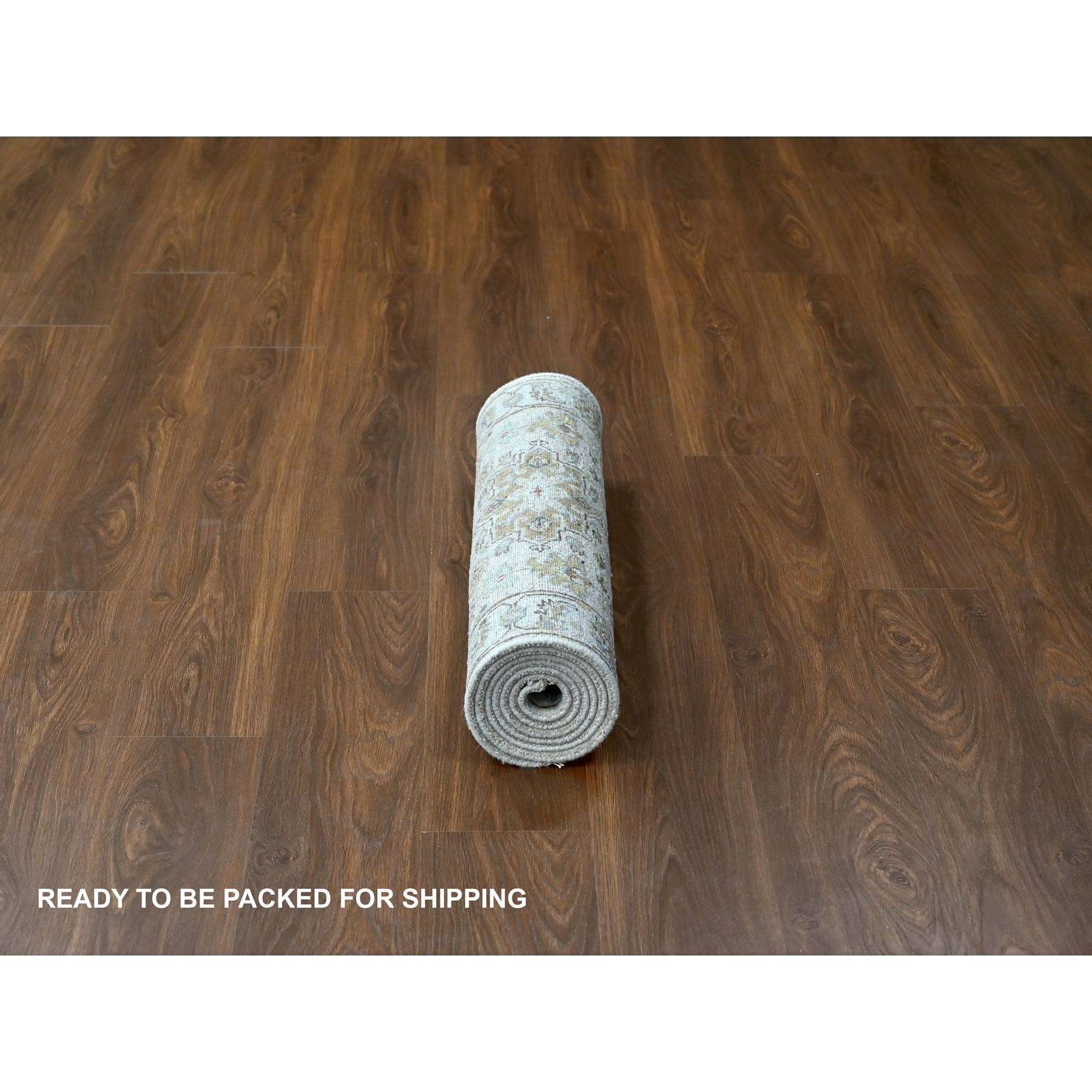 Heriz-Hand-Knotted-Rug-423035