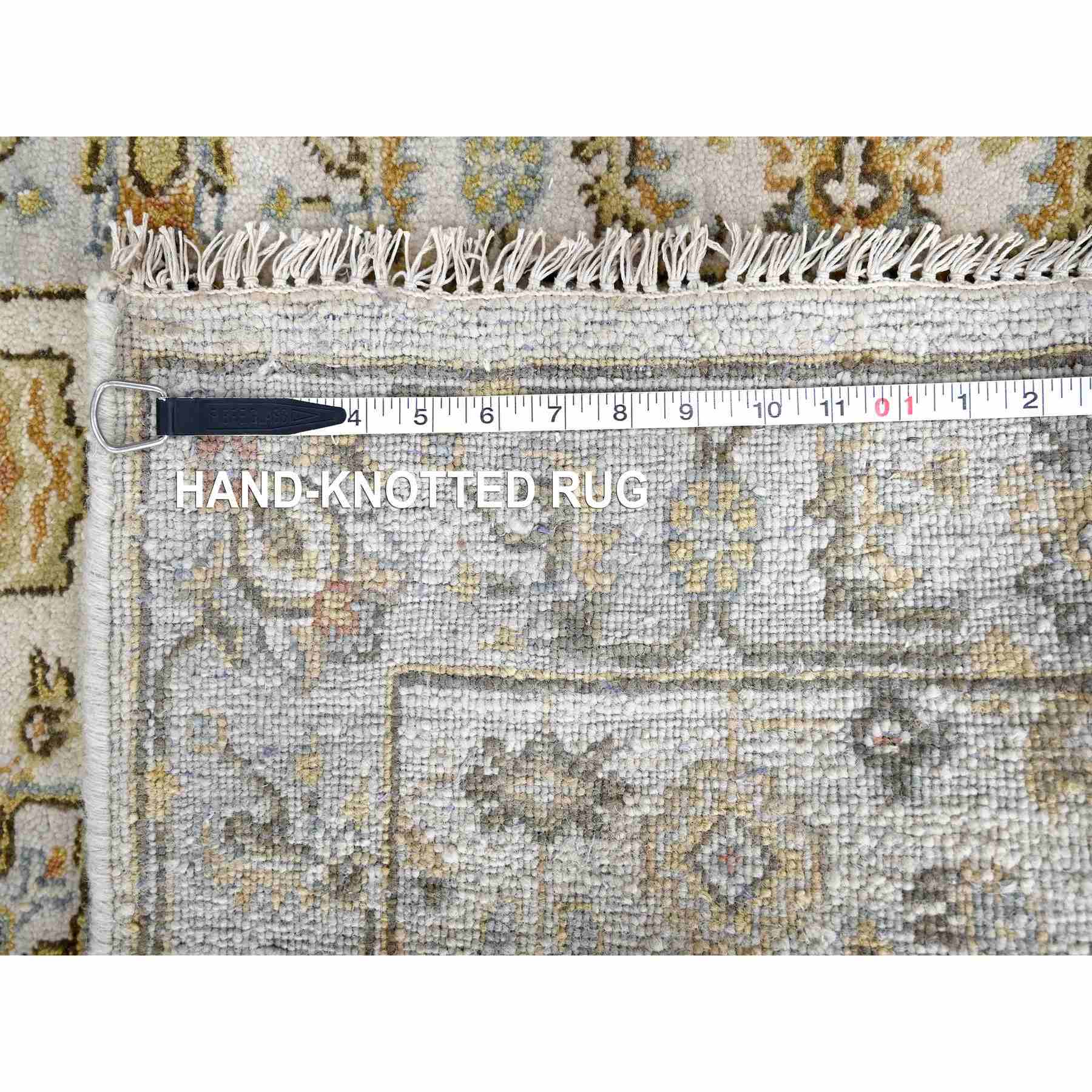 Heriz-Hand-Knotted-Rug-423035