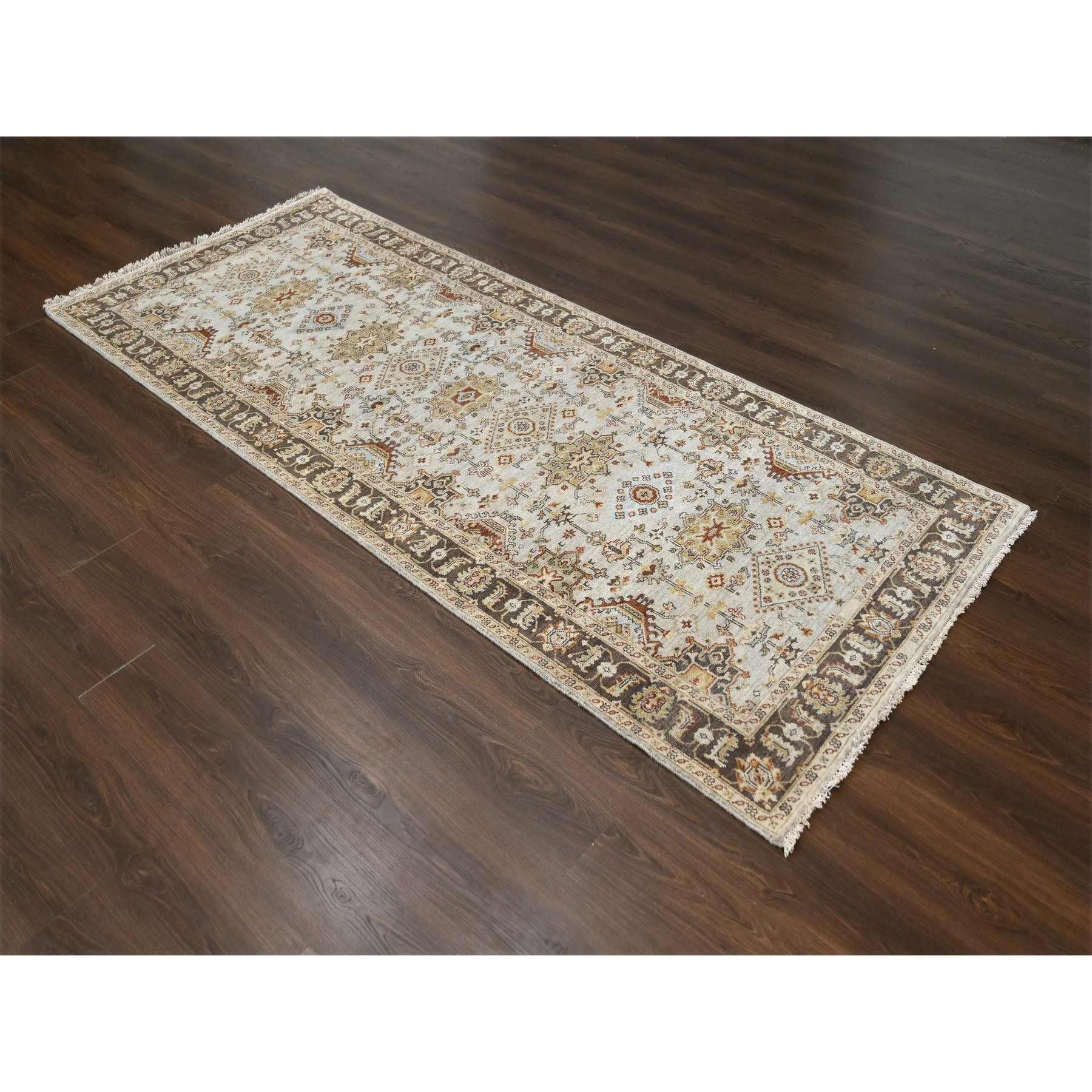 Heriz-Hand-Knotted-Rug-423325