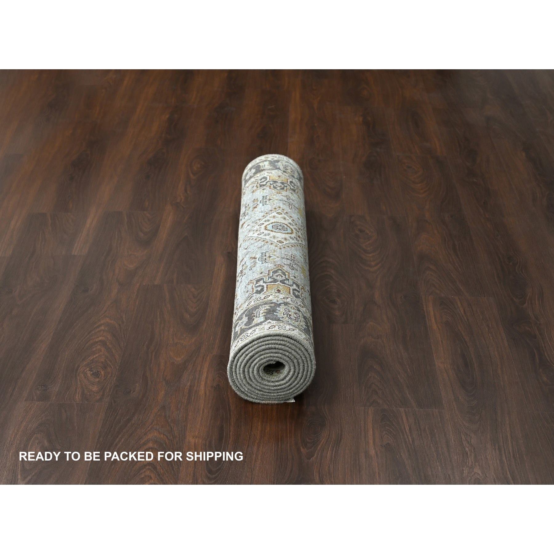 Heriz-Hand-Knotted-Rug-423325