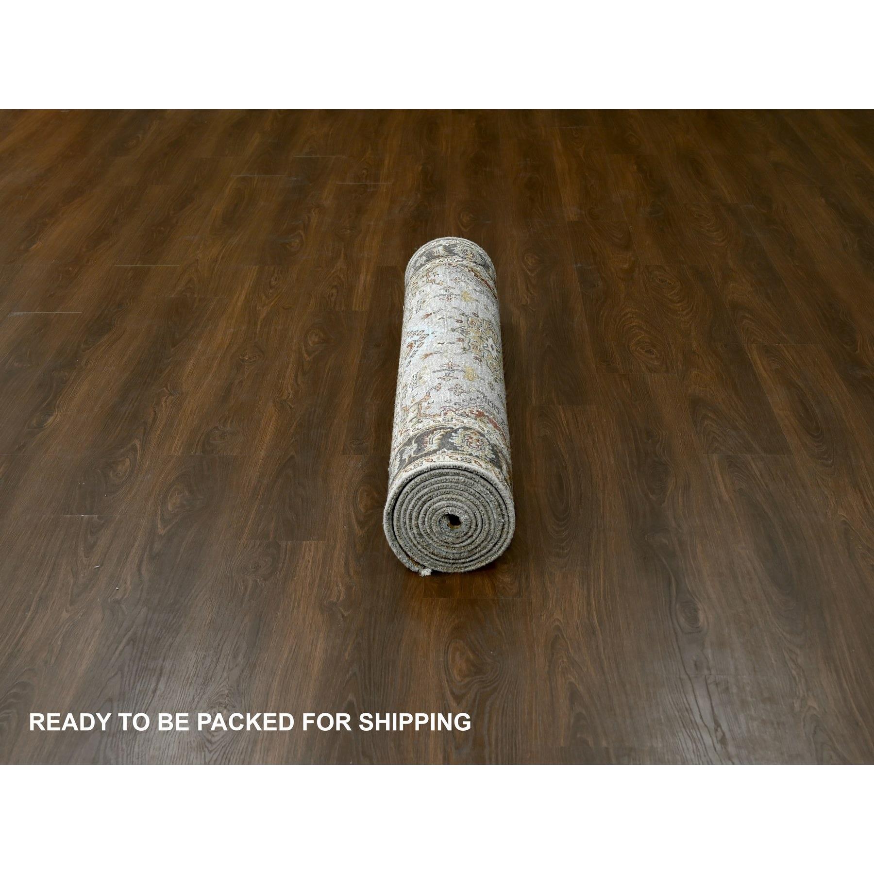 Heriz-Hand-Knotted-Rug-423455